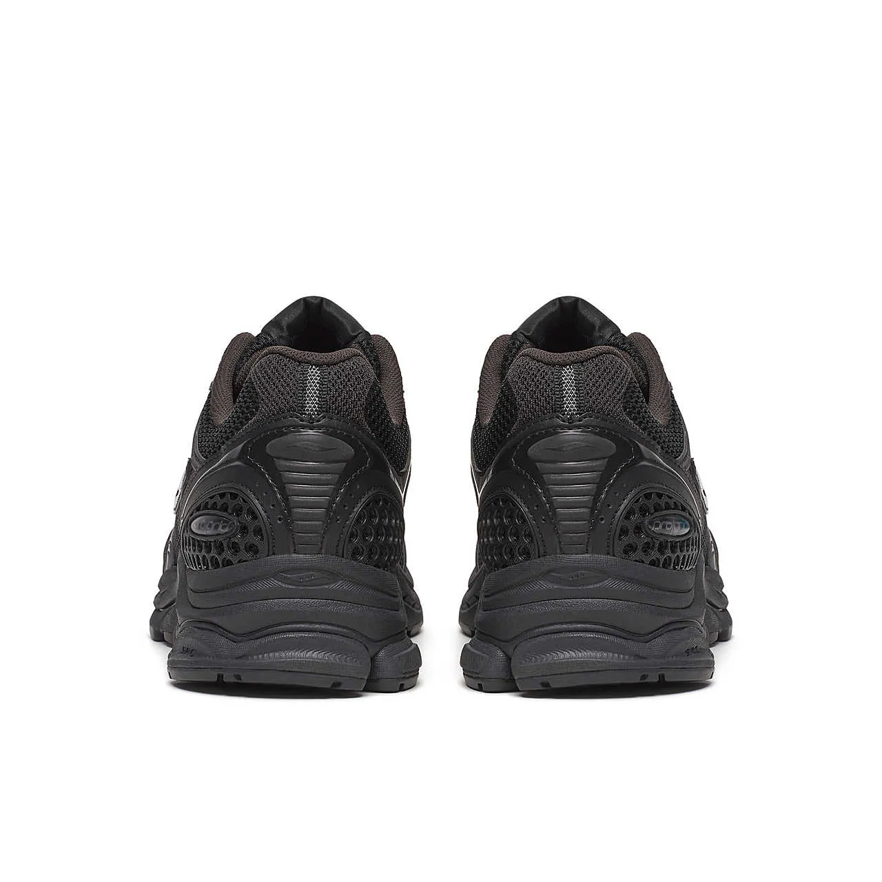 000000_Saucony-ProGrid-Triumph-4-Heritage_BLACK_S70841-5_img3