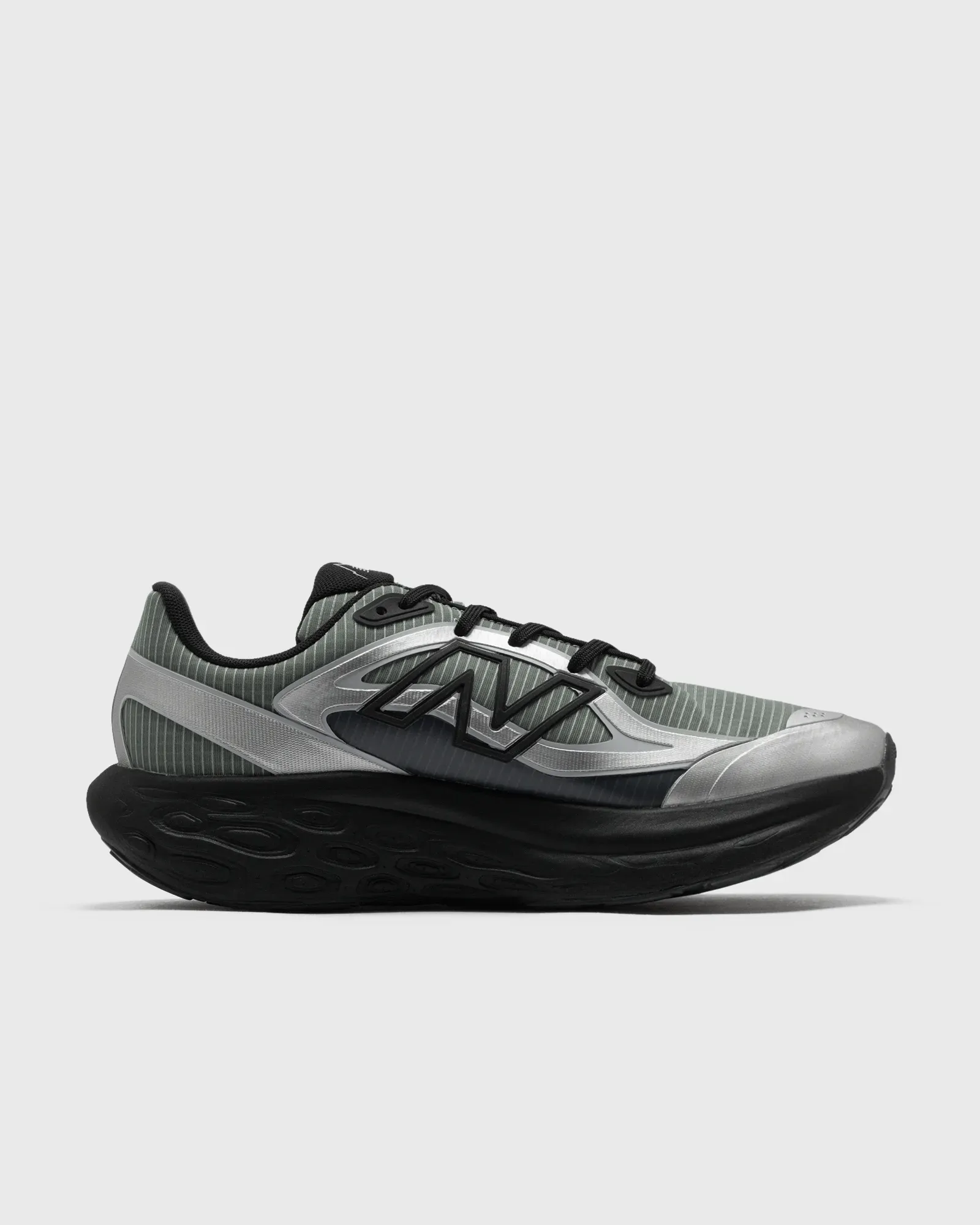 000000_New-Balance-x-CAYL-UTRNV11_SLATE-GREY_UTRNCA_img2