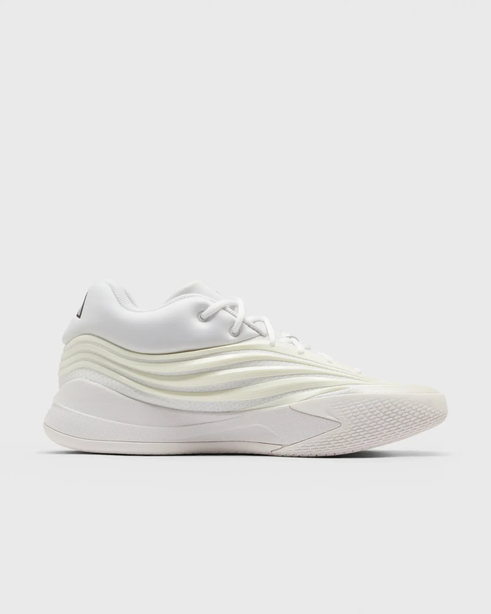 000000_adidas-Dame-X_CLOUD-WHITE_KJ4397_img2