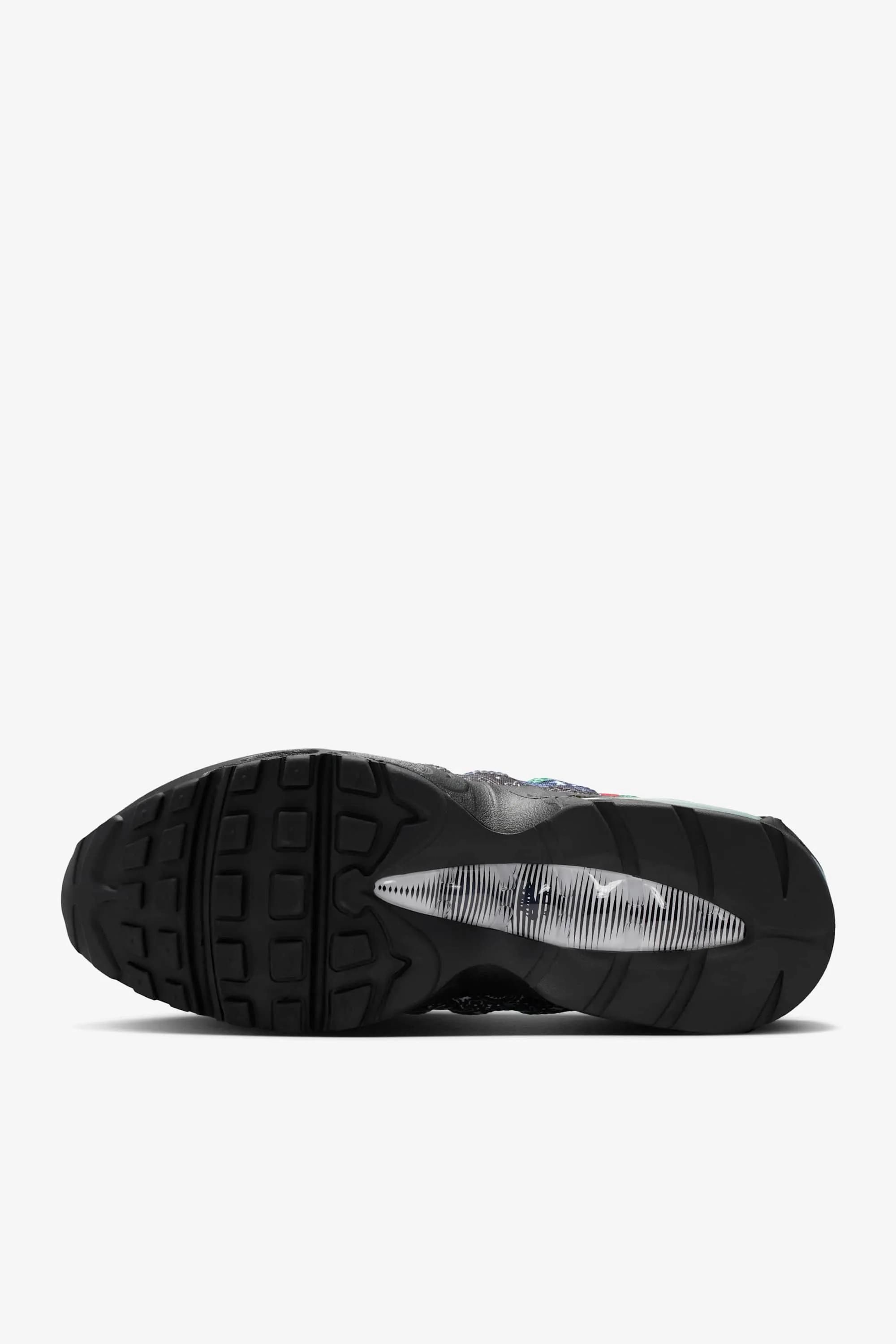 000000_Nike-Air-Max-95-Big-Bubble_PAISLEY-BANDANA_IQ0620-100_img1