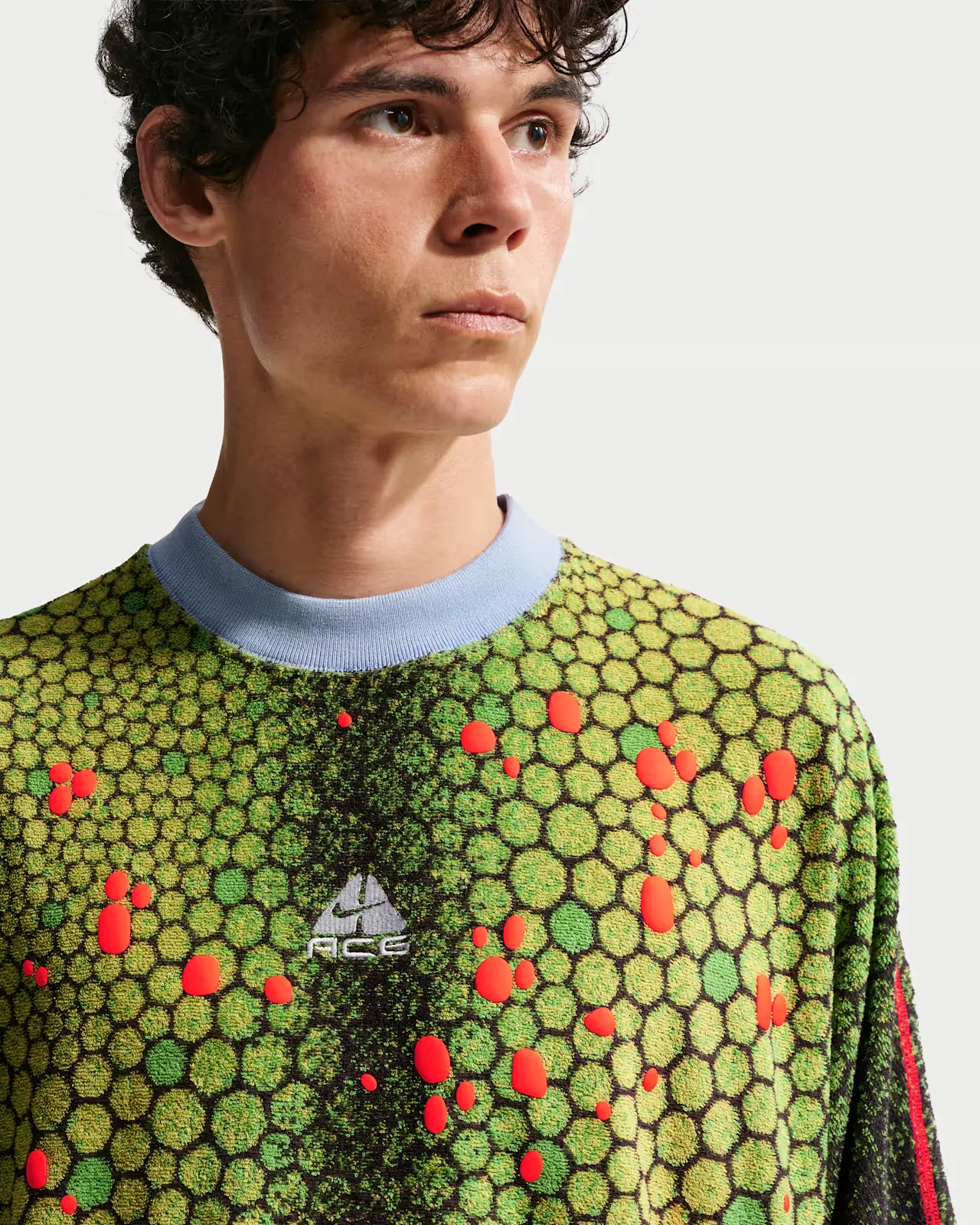 000000_CPFM-x-Nike-ACG-Crewneck-Sweatshirt_MULTICOLOR_IH1453-920_img2