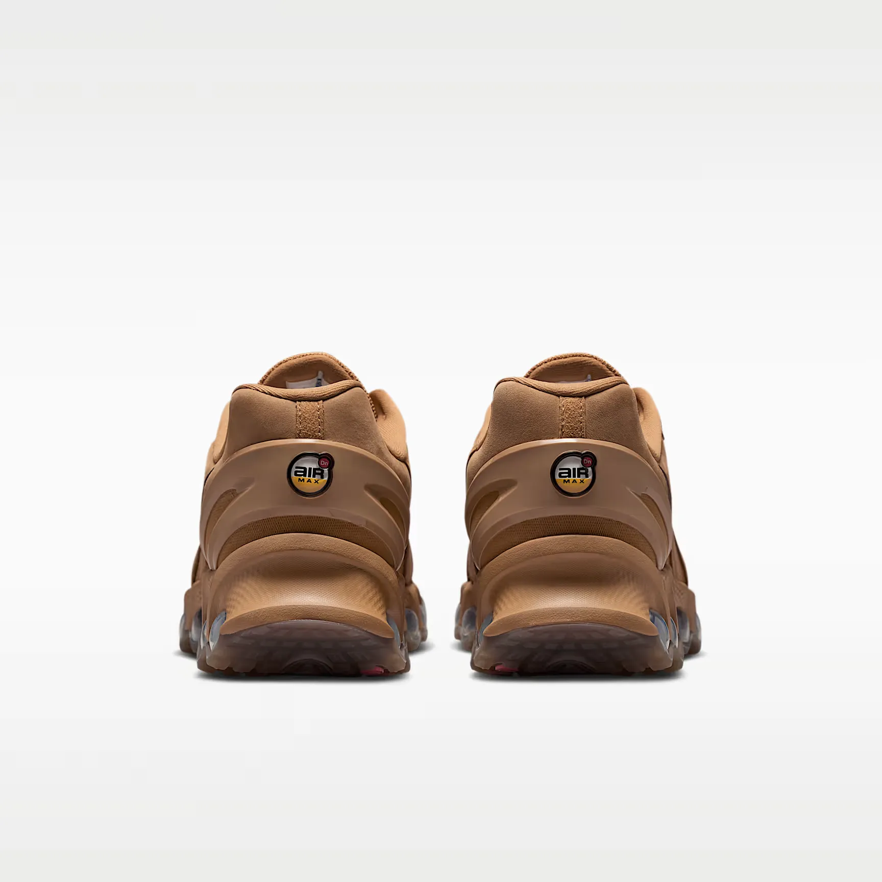 000000_Nike-Air-Max-DN8-Leather_FLAX-FAUNA-BROWN_IB6381-200_img5