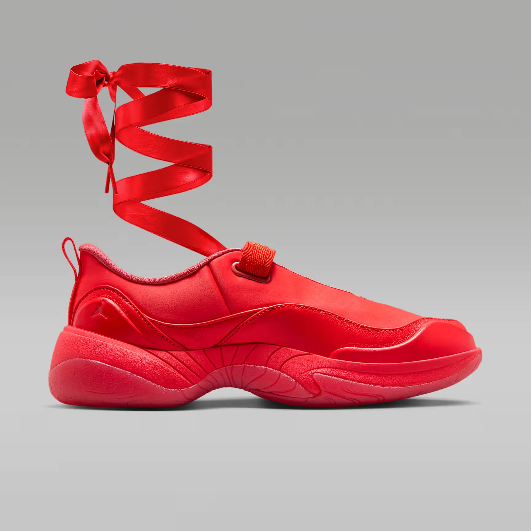 000000_Jordan-Pointe-WMNS_CHILE-RED_IB8597-600_img2