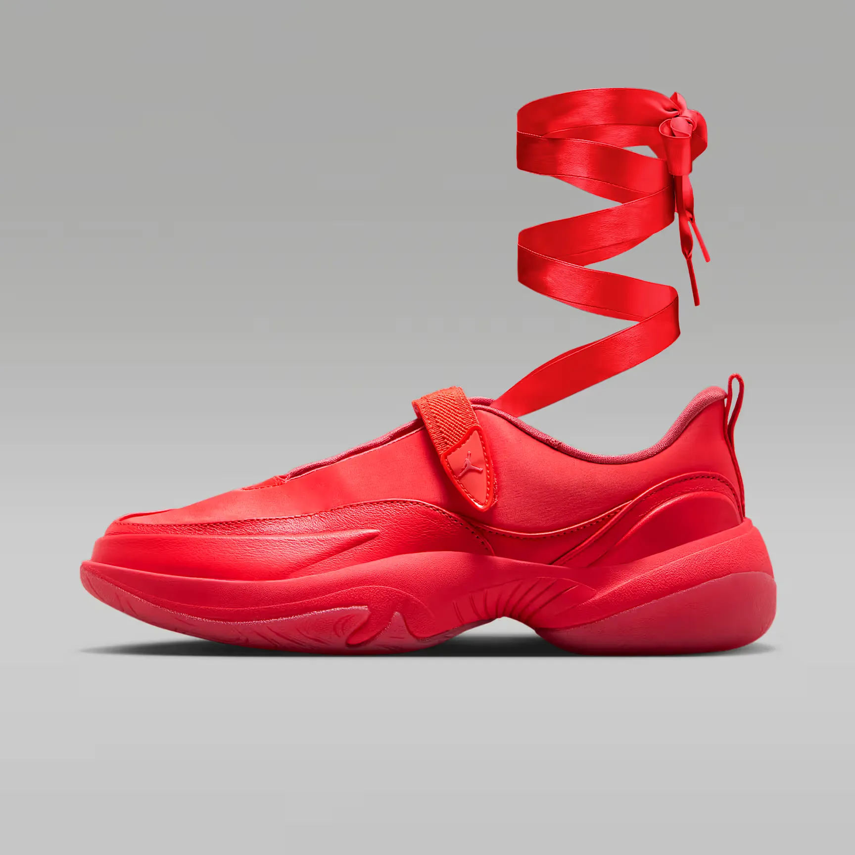 000000_Jordan-Pointe-WMNS_CHILE-RED_IB8597-600_img0