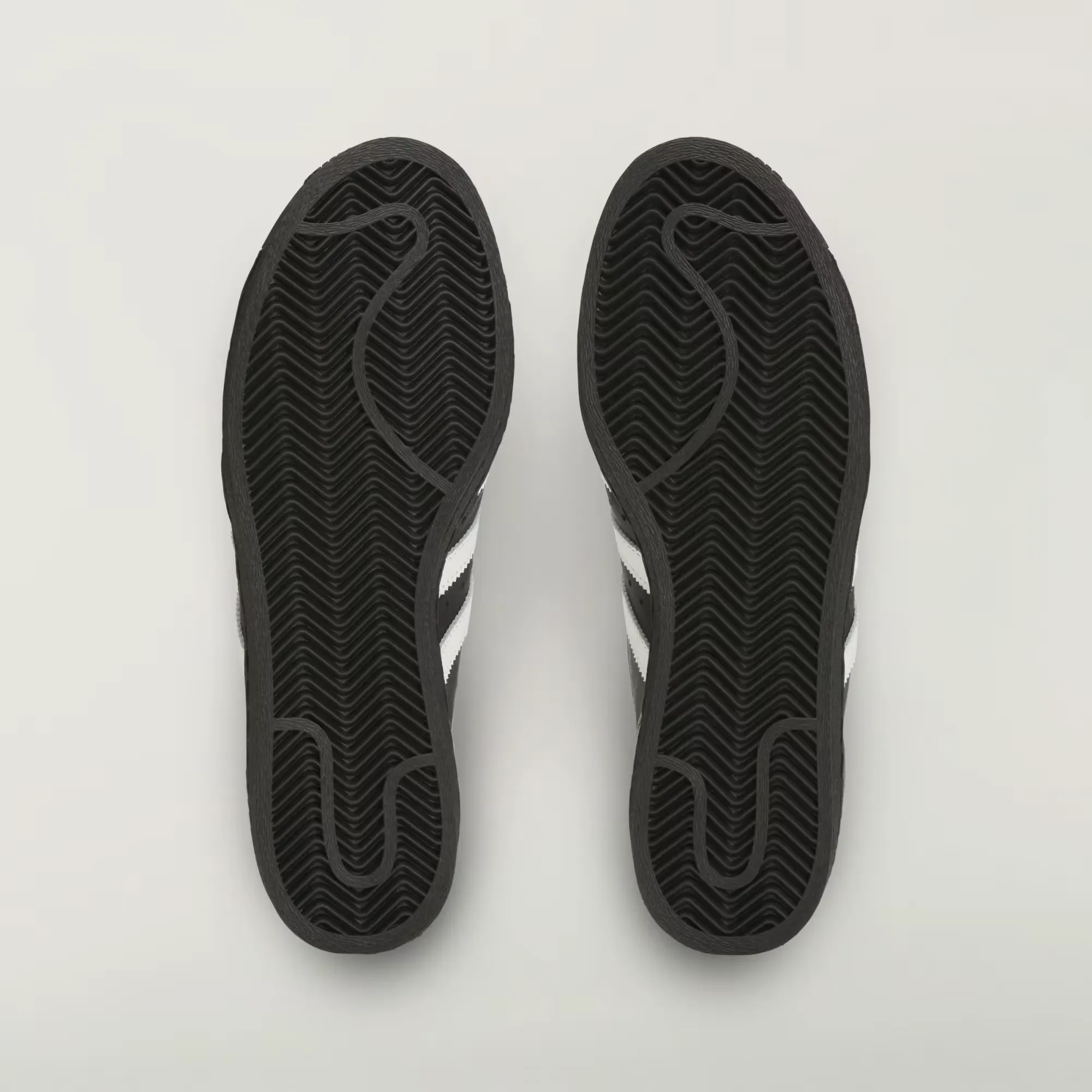 Willy-Chavarria-x-adidas-Superstar_CORE-BLACK-RED_KI5156_img3