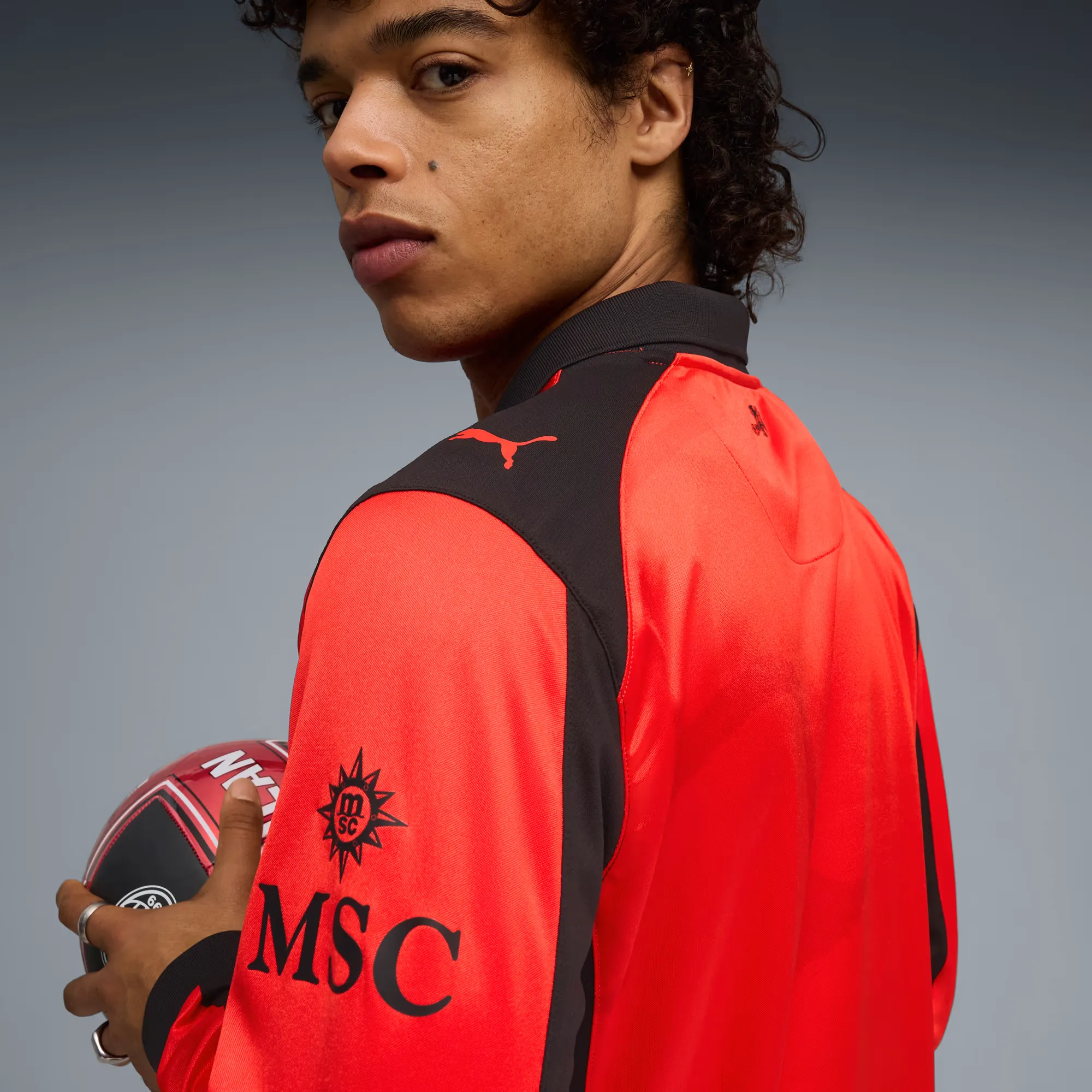 000000_AC-Milan-x-Slam-Jam-x-Puma-LS-Replica-Jersey_FOR-ALL-TIME-RED_787637-02_img4