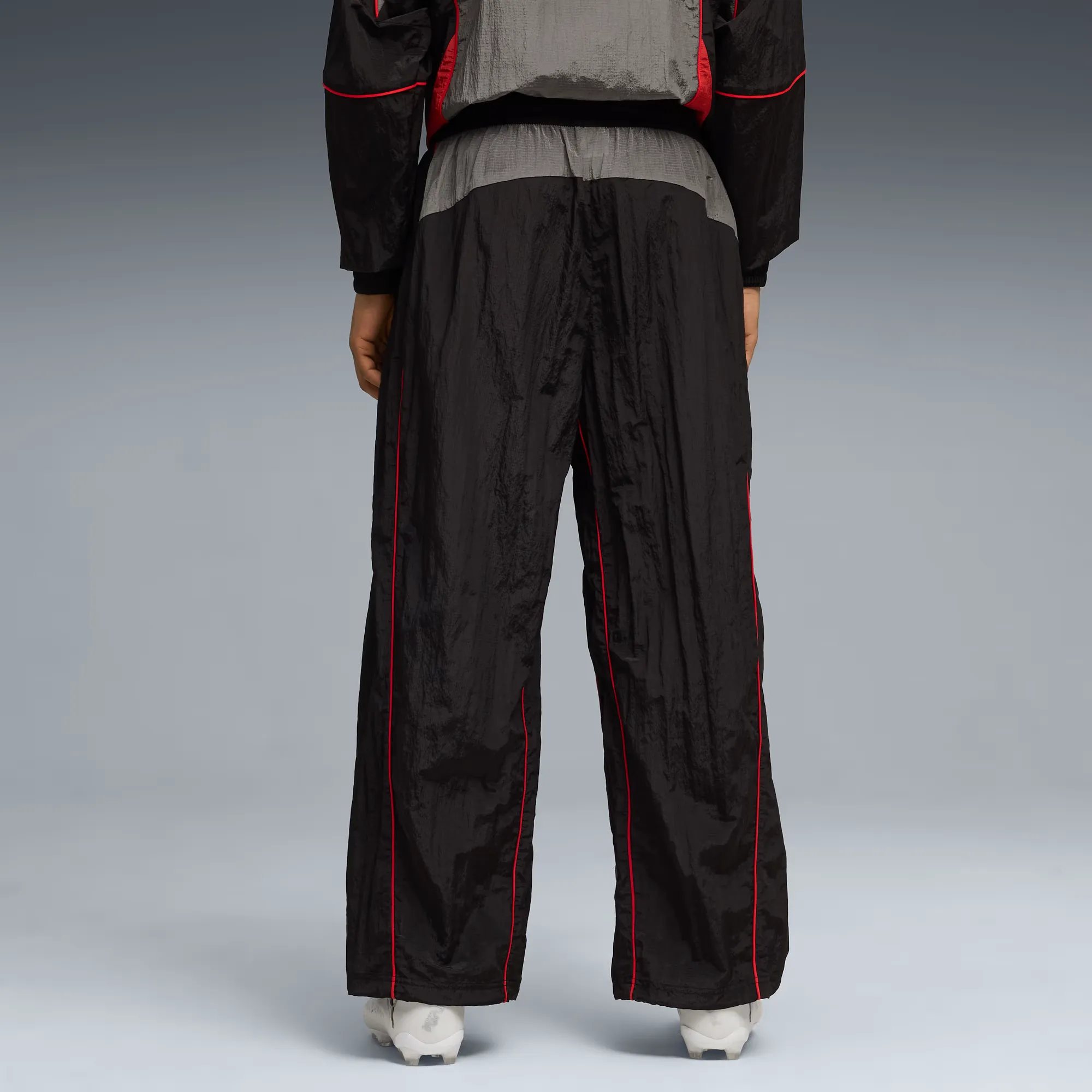 000000_AC-Milan-x-Slam-Jam-x-Puma-Track-Pants_PUMA-BLACK-FLAT-MEDIUM-GRAY_787771-06_img3