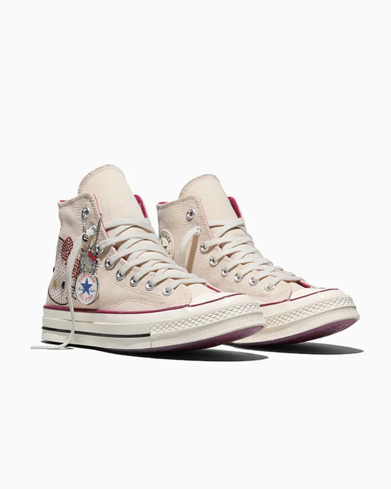 000000_Converse-x-Hello-Kitty-Chuck-Taylor-70-Swarovski_EGRET-SPORTY-BERRY-BLACK_A17695C_img3