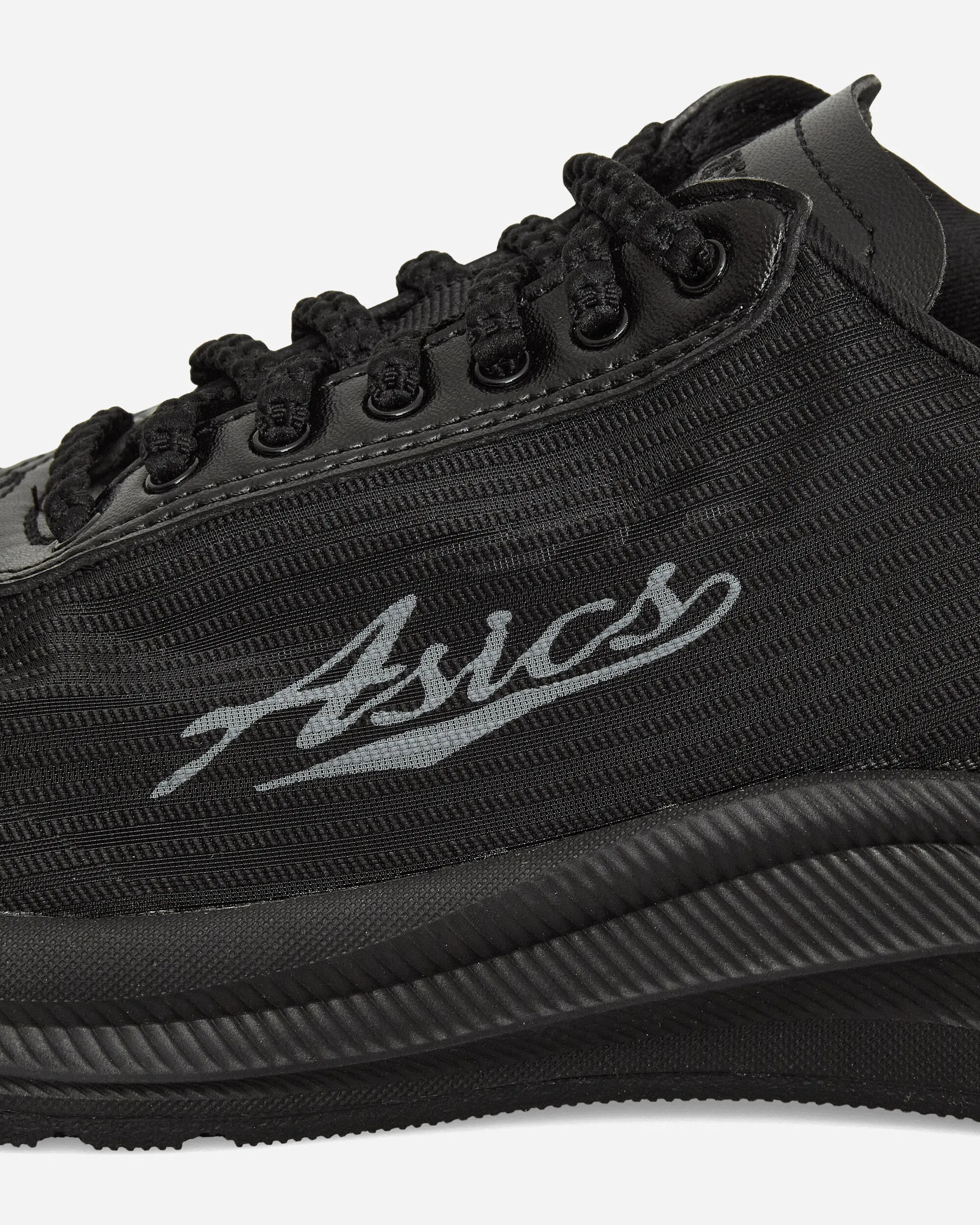 Kiko Kostadinov x ASICS Ilargi FF 