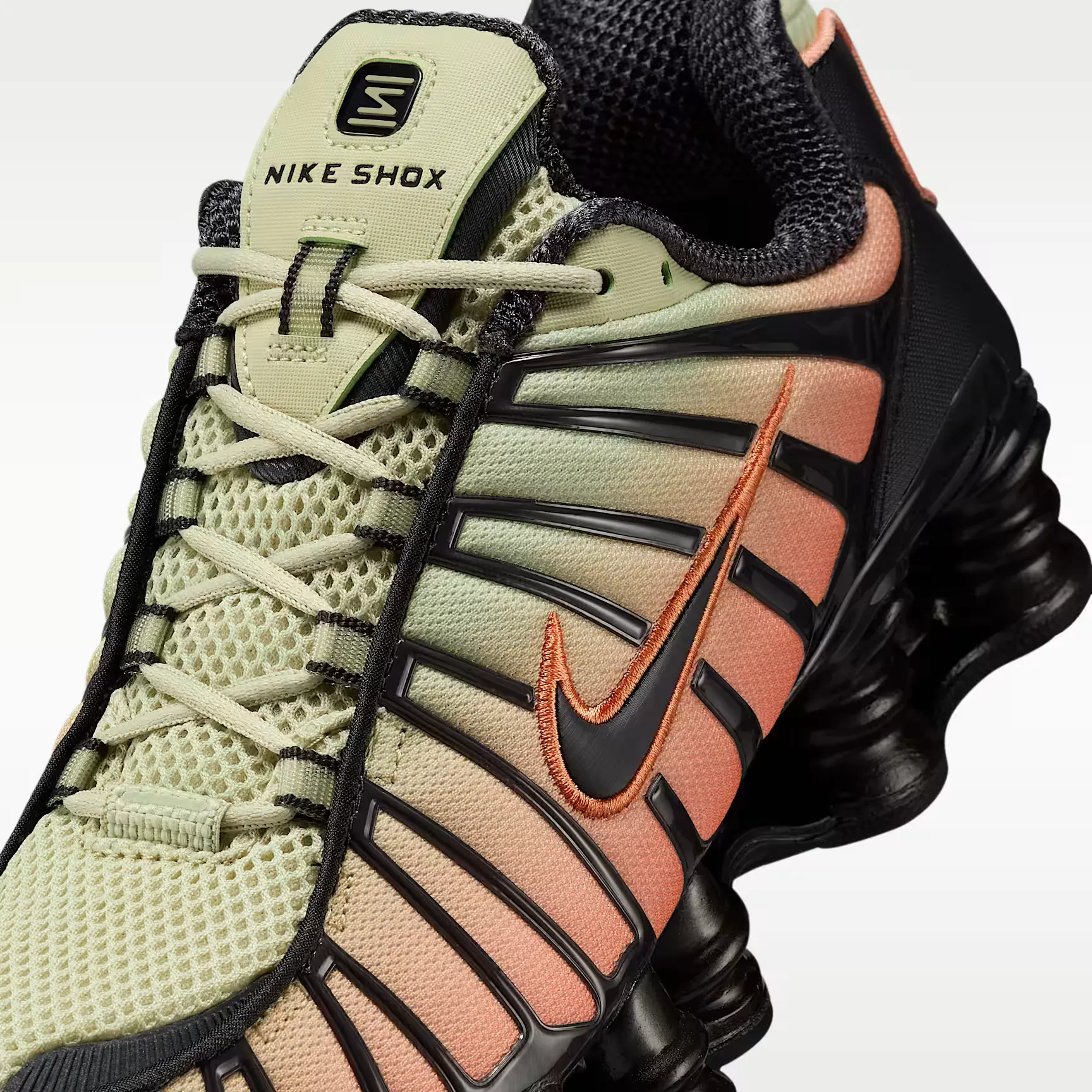 000000_Nike-Shox-TL-Fade-WMNS_OFF-NOIR-OLIVE-AURA-ORANGE-FROST_IH1336-001_img6