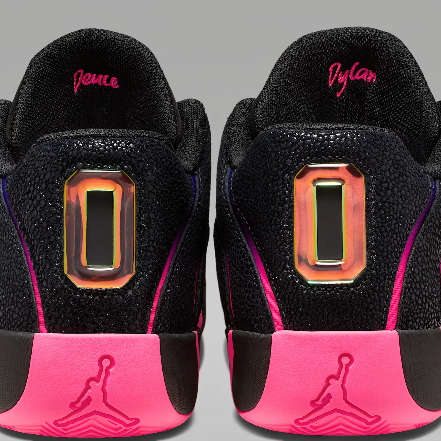 000000_Jordan-Tatum-4_SMOOTH-SOUL-VOL.2_IR0073-003_img8