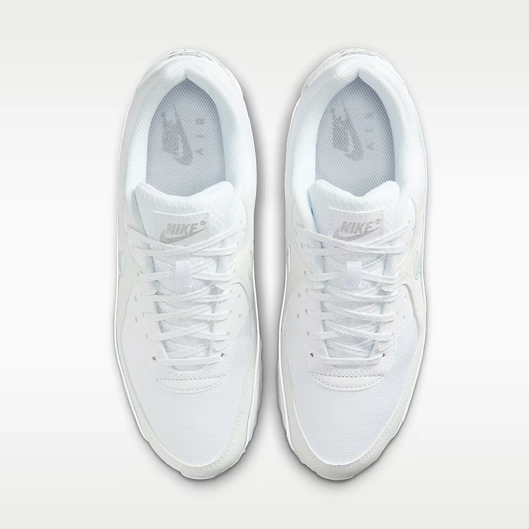 000000_Nike-Air-Max-90-Premium_WHITE-SILVER_HV4517-100_img3