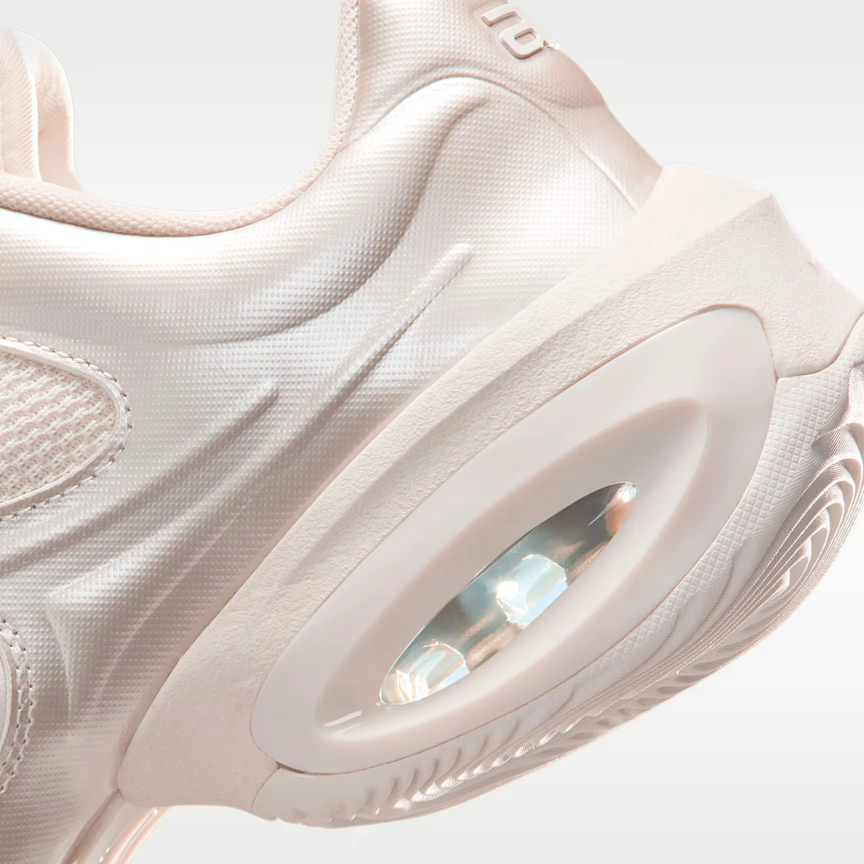 000000_Nike-Air-Max-Muse-WMNS_CHALK-METALLIC-SILVER_FV1920-101_img7