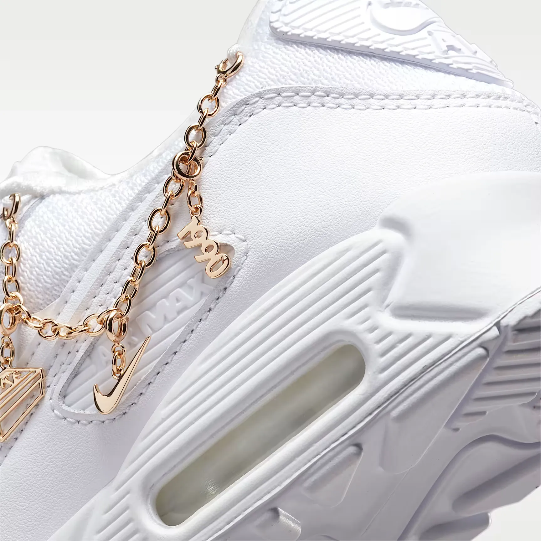 000000_Nike-Air-Max-90-Premium-WMNS_LUCKY-CHARMS_DH0569-100_img7