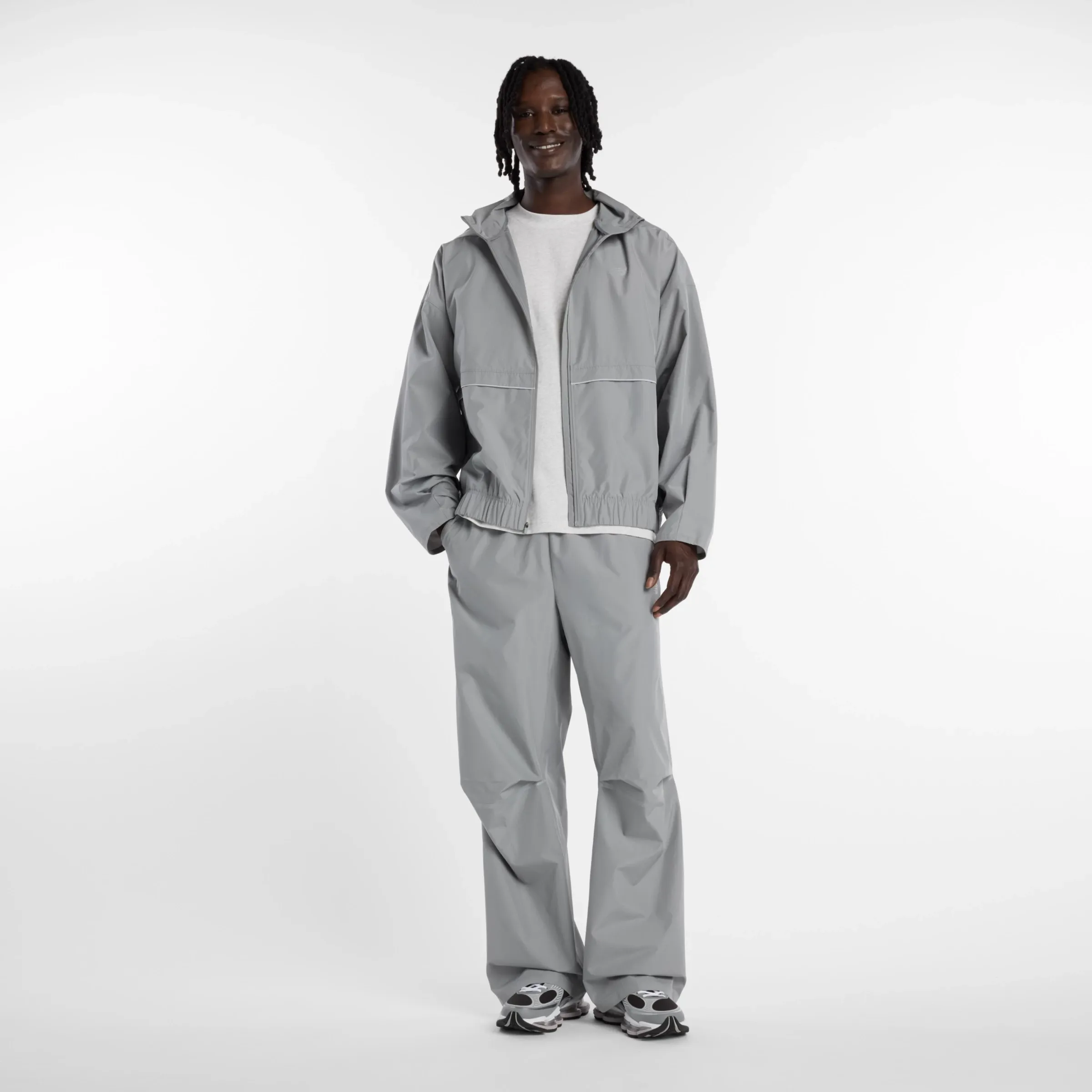 000000_New-Balance-Elusive-Shell-Pant_SLATE-GREY_MB61M4DOYST_img0