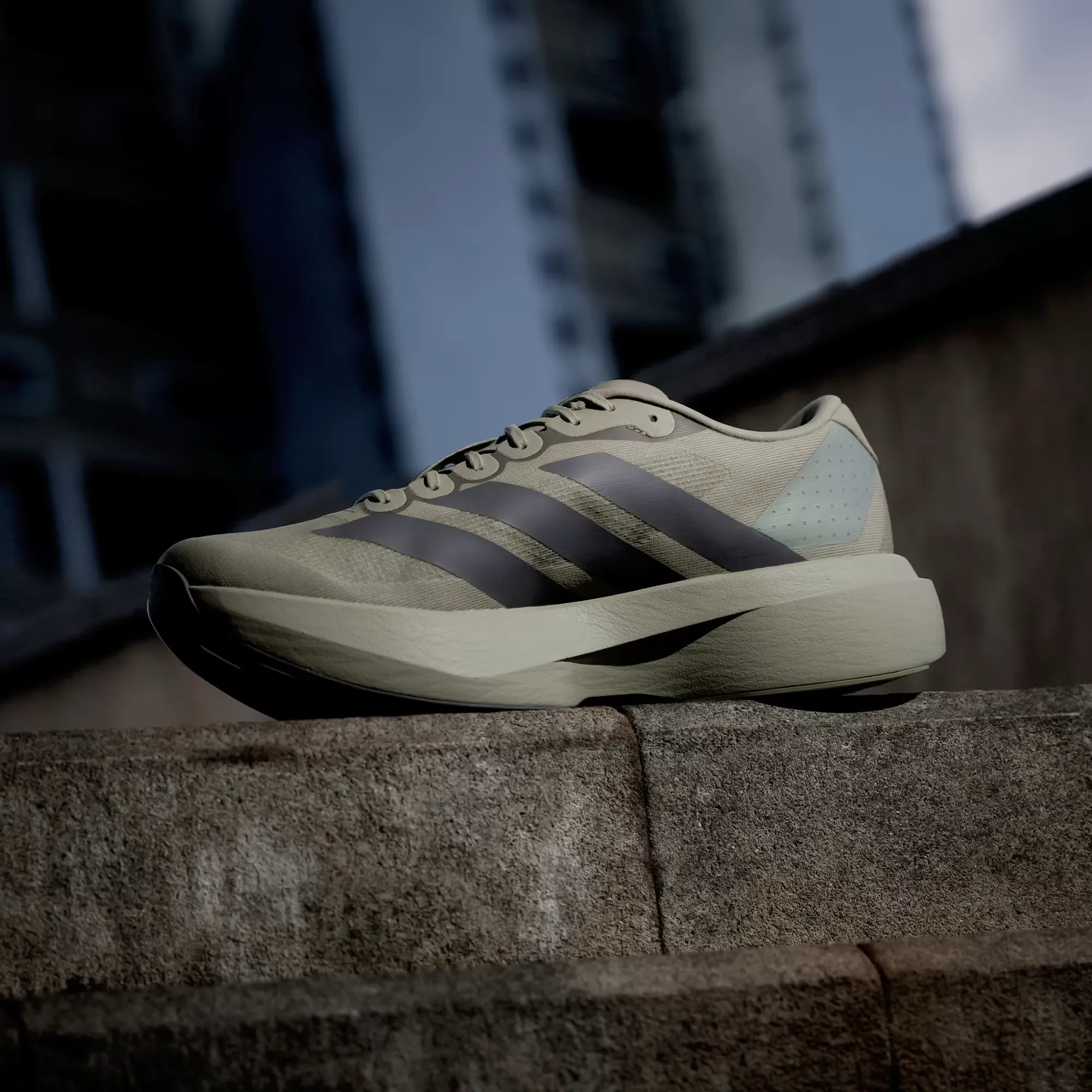 000000_adidas-Adizero-EVO-SL_SILVER-PEBBLE-CARBON-IRON-METALLIC_KI6919_img6