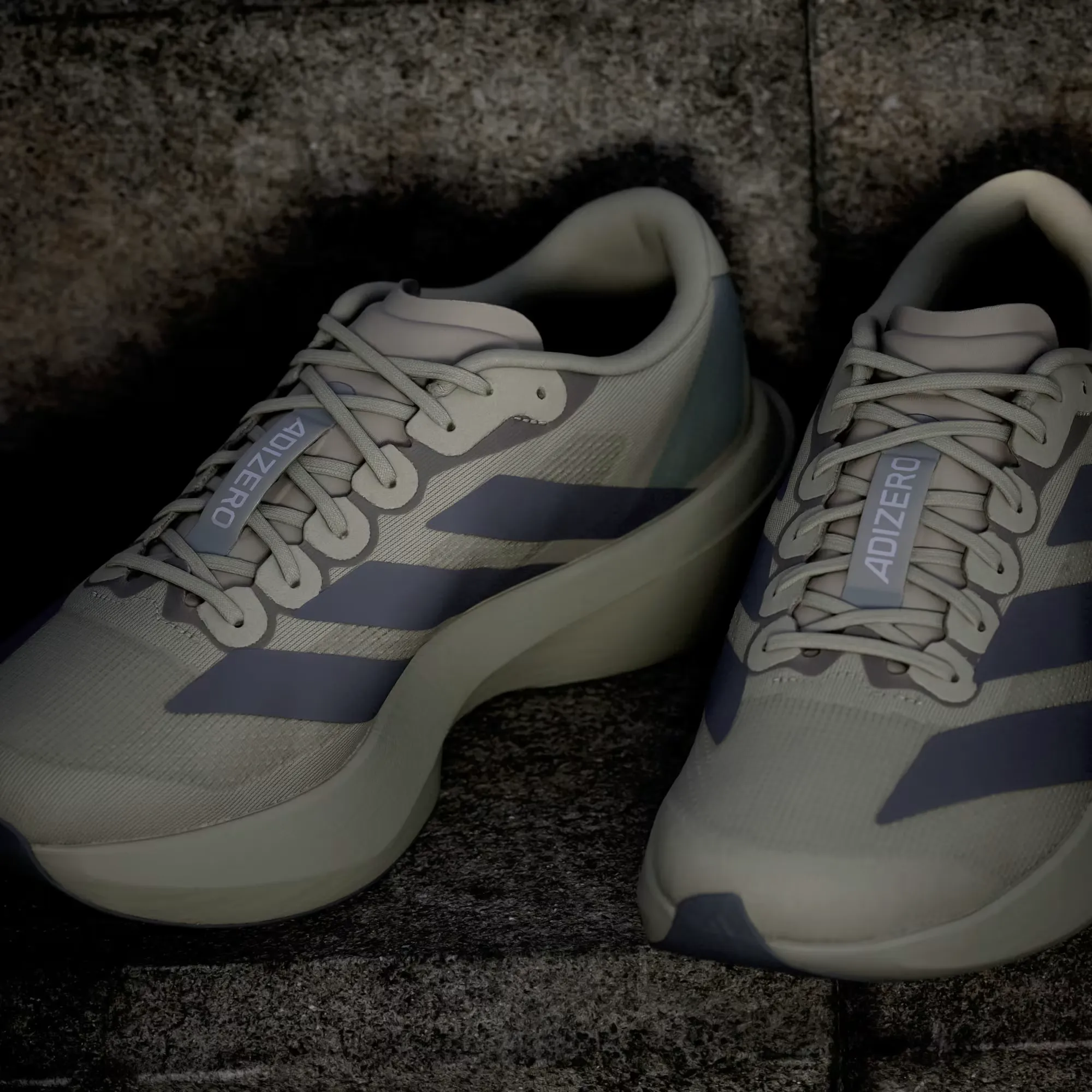 000000_adidas-Adizero-EVO-SL_SILVER-PEBBLE-CARBON-IRON-METALLIC_KI6919_img8