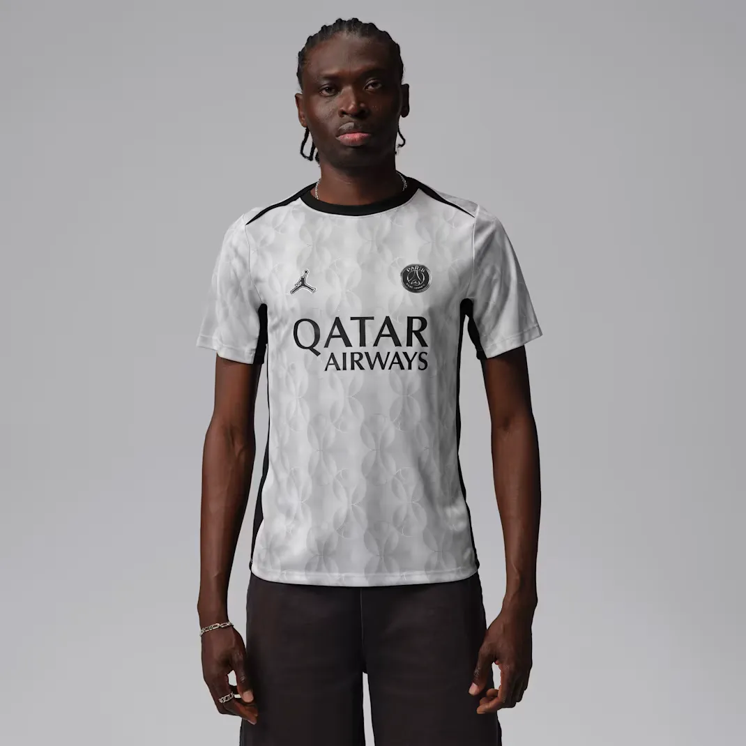929292_Maillot-Pre-match-PSG-Pro-Night-Edition-2026_Grey-Black_IB3809-058_img0