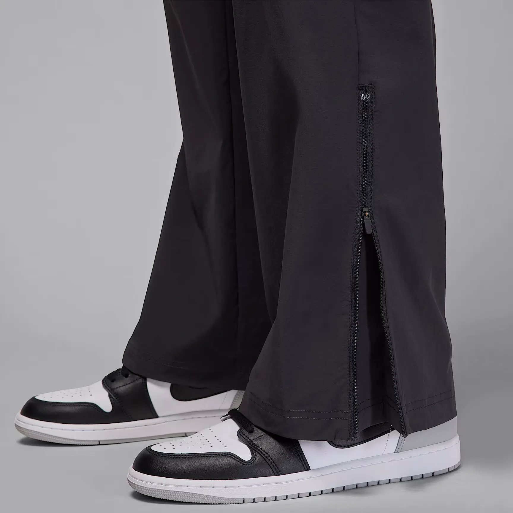 000000_PSG-x-Jordan-Dri-FIT-JAM-Pants_OIL-GREY_IF3799-018_img5