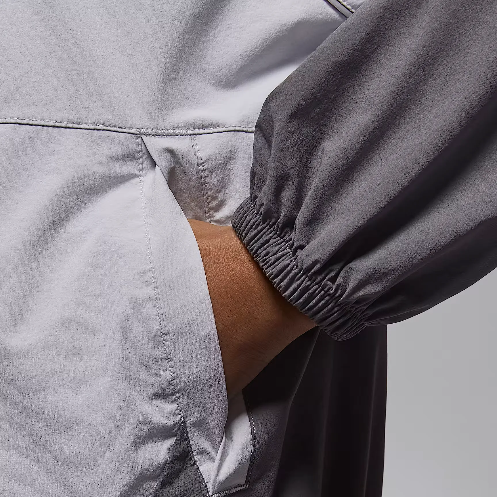 000000_PSG-x-Jordan-Anthem-Jacket-WMNS_PURE-PLATINUM-LIGHT-GRAPHITE_IF3817-043_img5