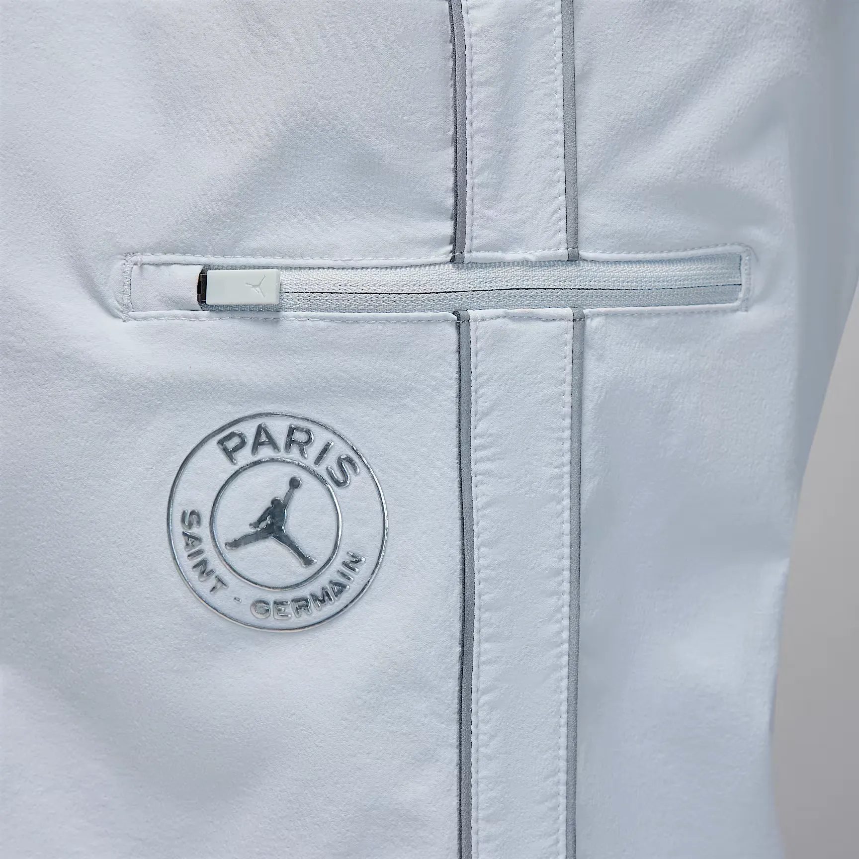 000000_PSG-x-Jordan-Tunnel-Pant-WMNS_PURE-PLATINUM_IH0654-043_img3