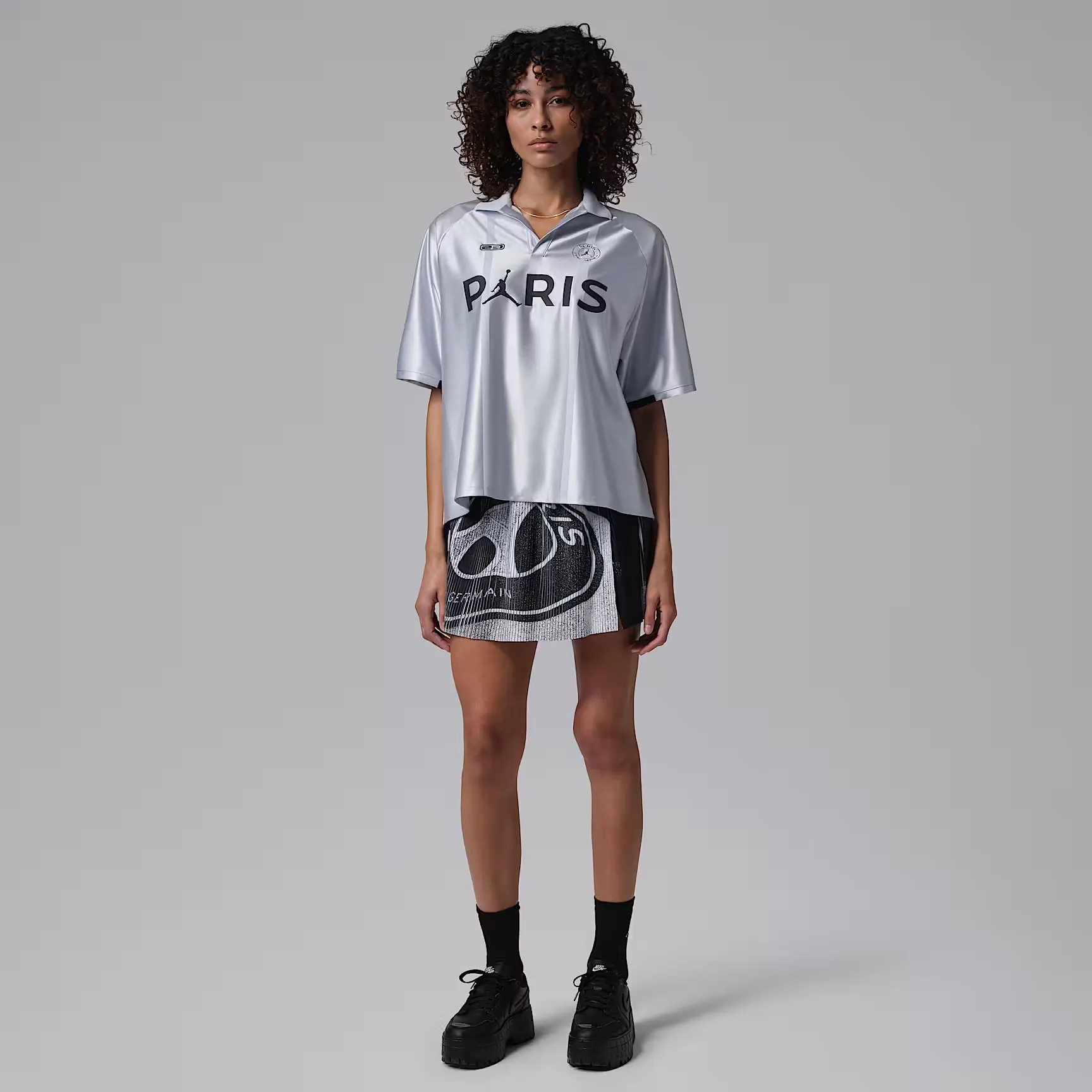 000000_Jordan-x-Paris-Saint-Germain-Maillot-WMNS_PURE-PLATINUM_IF3823-043_img5