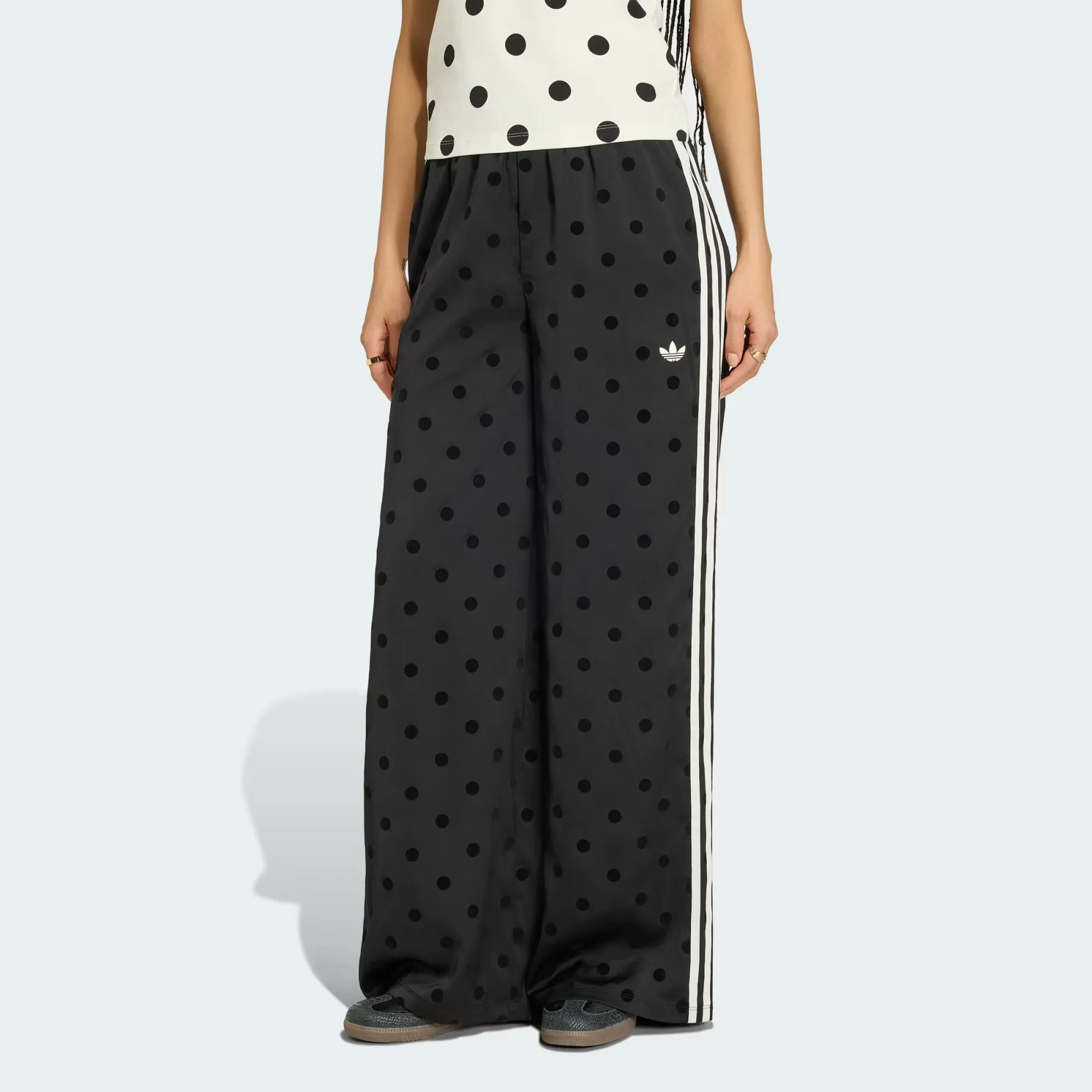000000_adidas-Originals-Satin-Wide-Leg-Pants-WMNS_BLACK-POLKA-DOTS_KV1169_img0