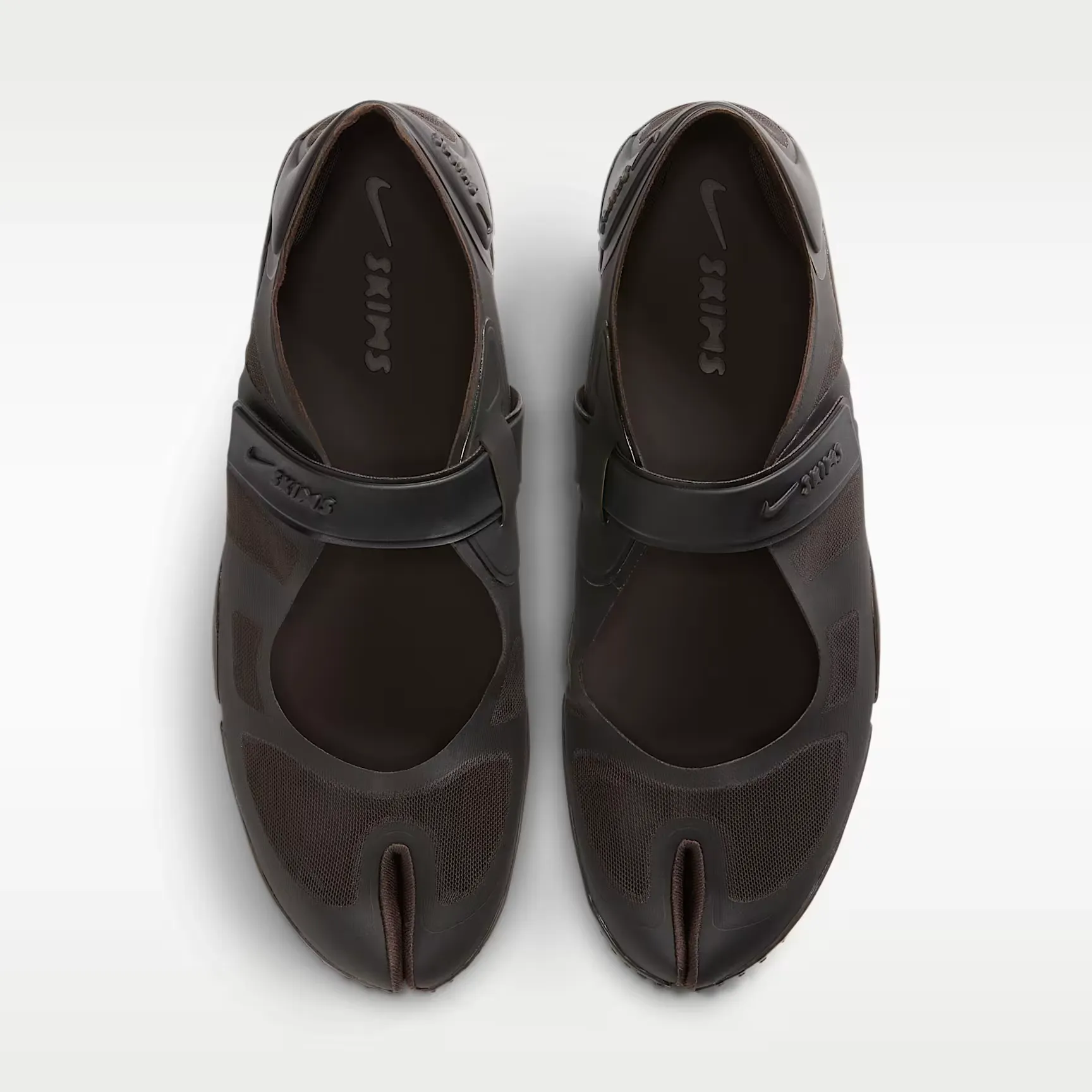 000000_NikeSKIMS-Rift-Mesh-WMNS_VELVET-BROWN_IO7694-200_img3