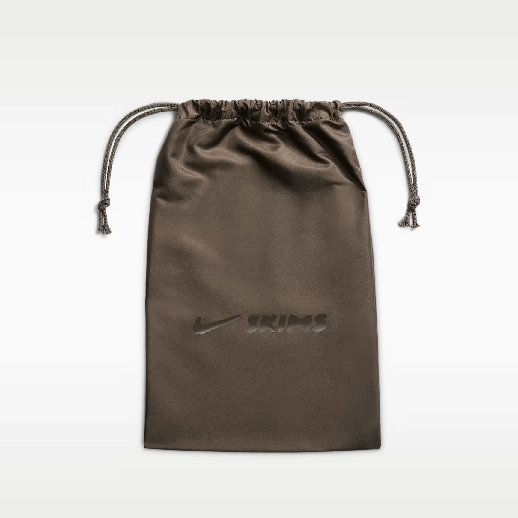 000000_NikeSKIMS-Rift-Mesh-WMNS_VELVET-BROWN_IO7694-200_img8