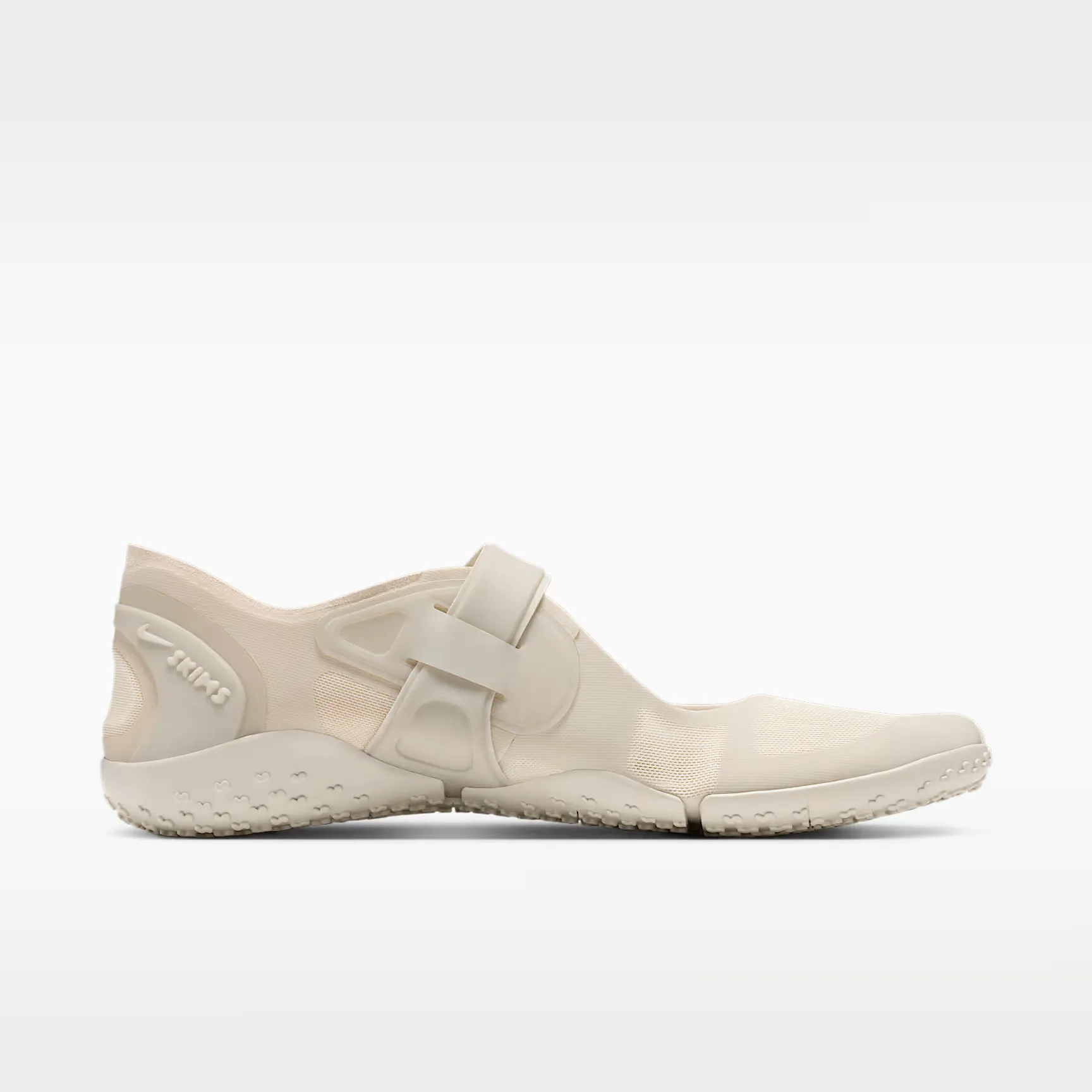 000000_NikeSKIMS-Rift-Mesh-WMNS_LIGHT-BONE-LIGHT-OREWOOD-BROWN_IO7694-002_img2