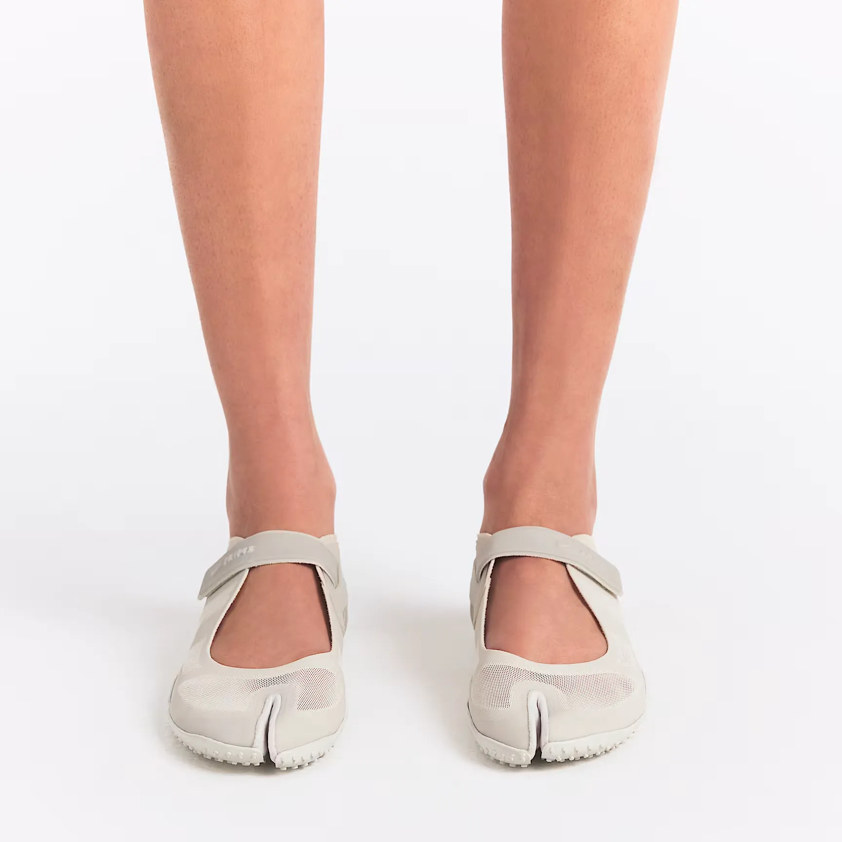 000000_NikeSKIMS-Rift-Mesh-WMNS_LIGHT-BONE-LIGHT-OREWOOD-BROWN_IO7694-002_img8