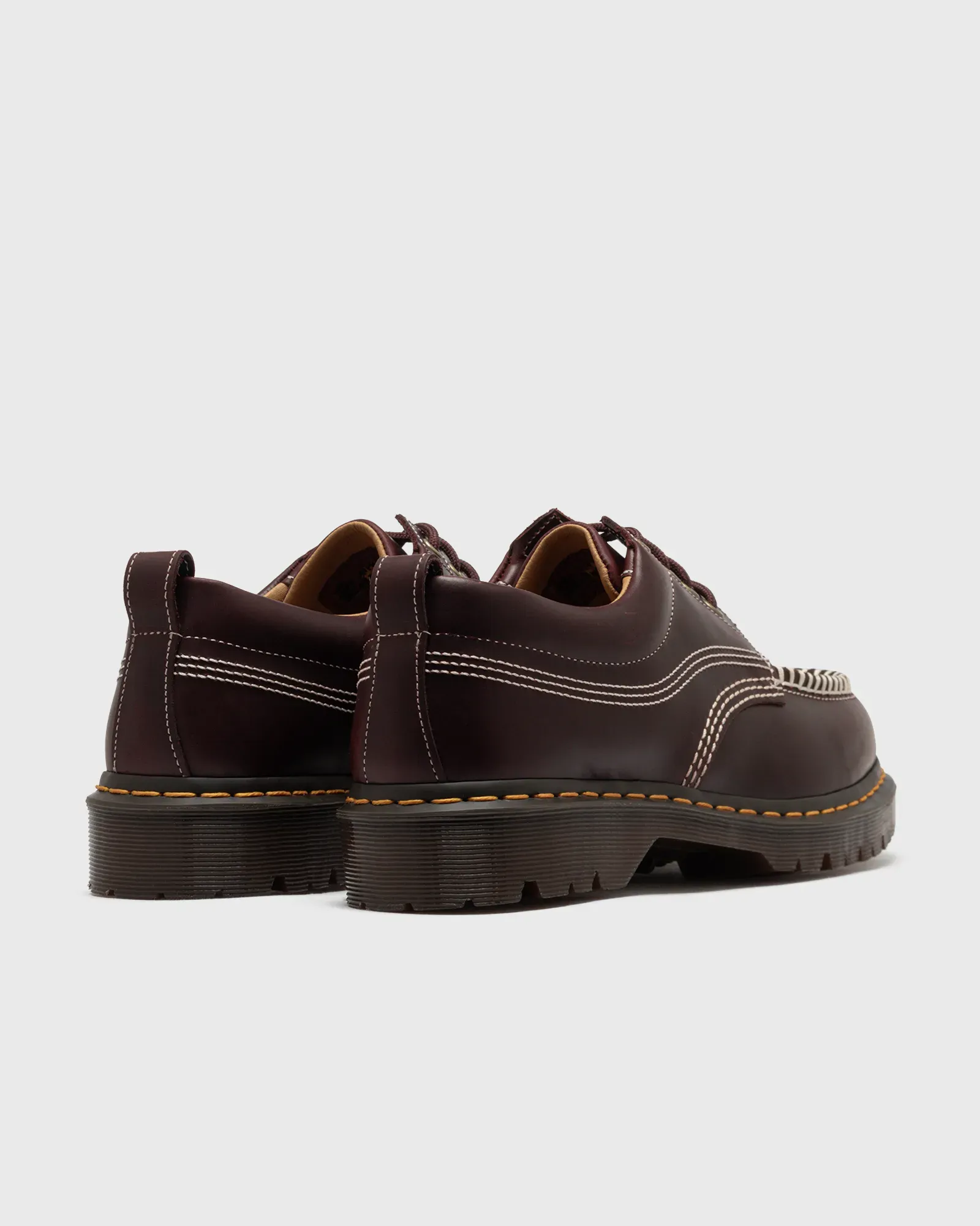 000000_Dr.-Martens-Lowell_CHERRY-RED-ORLEANS_31817600_img3