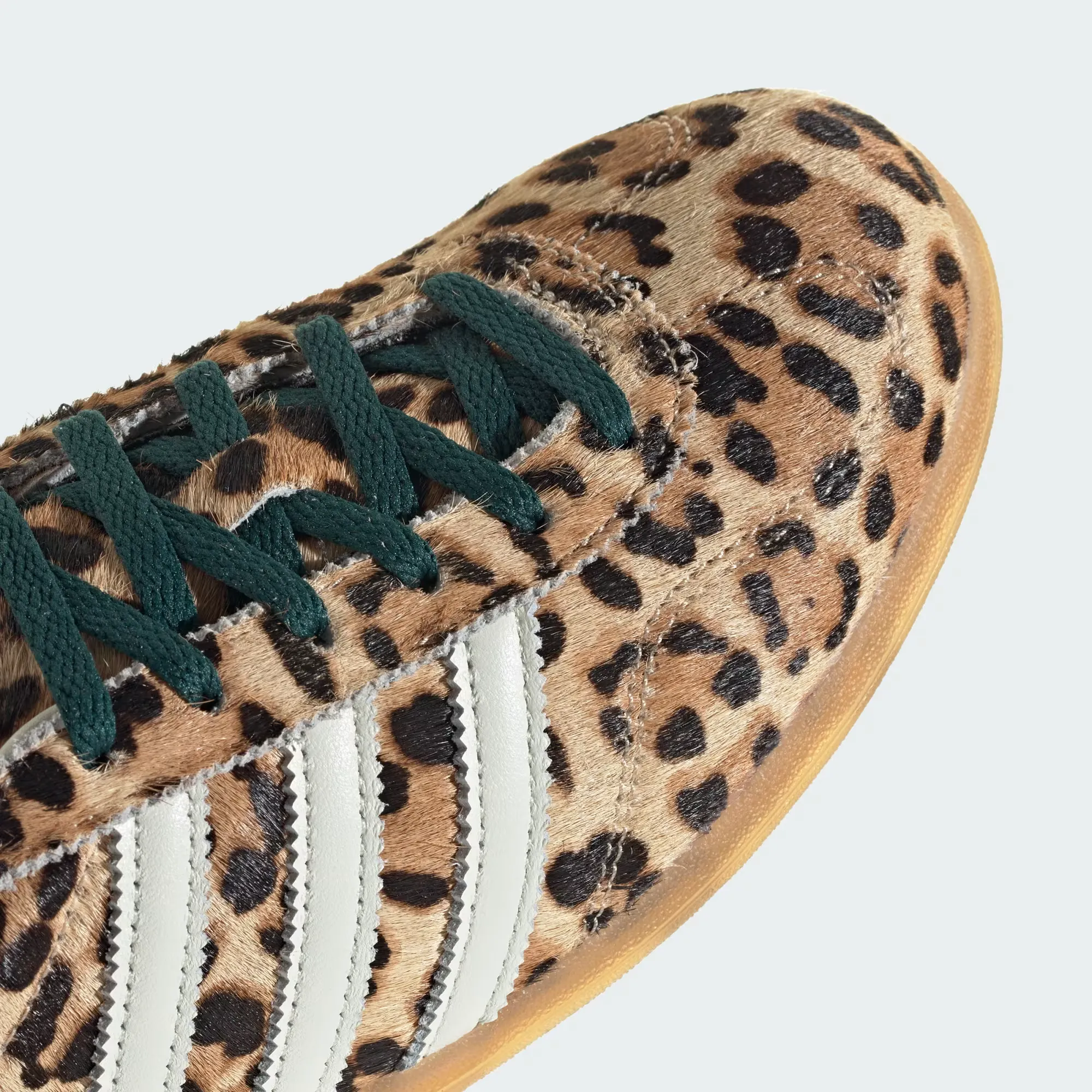 000000_adidas-Gazelle-Lo-Pro_MAGIC-BEIGE-IVORY_KI4207_img1