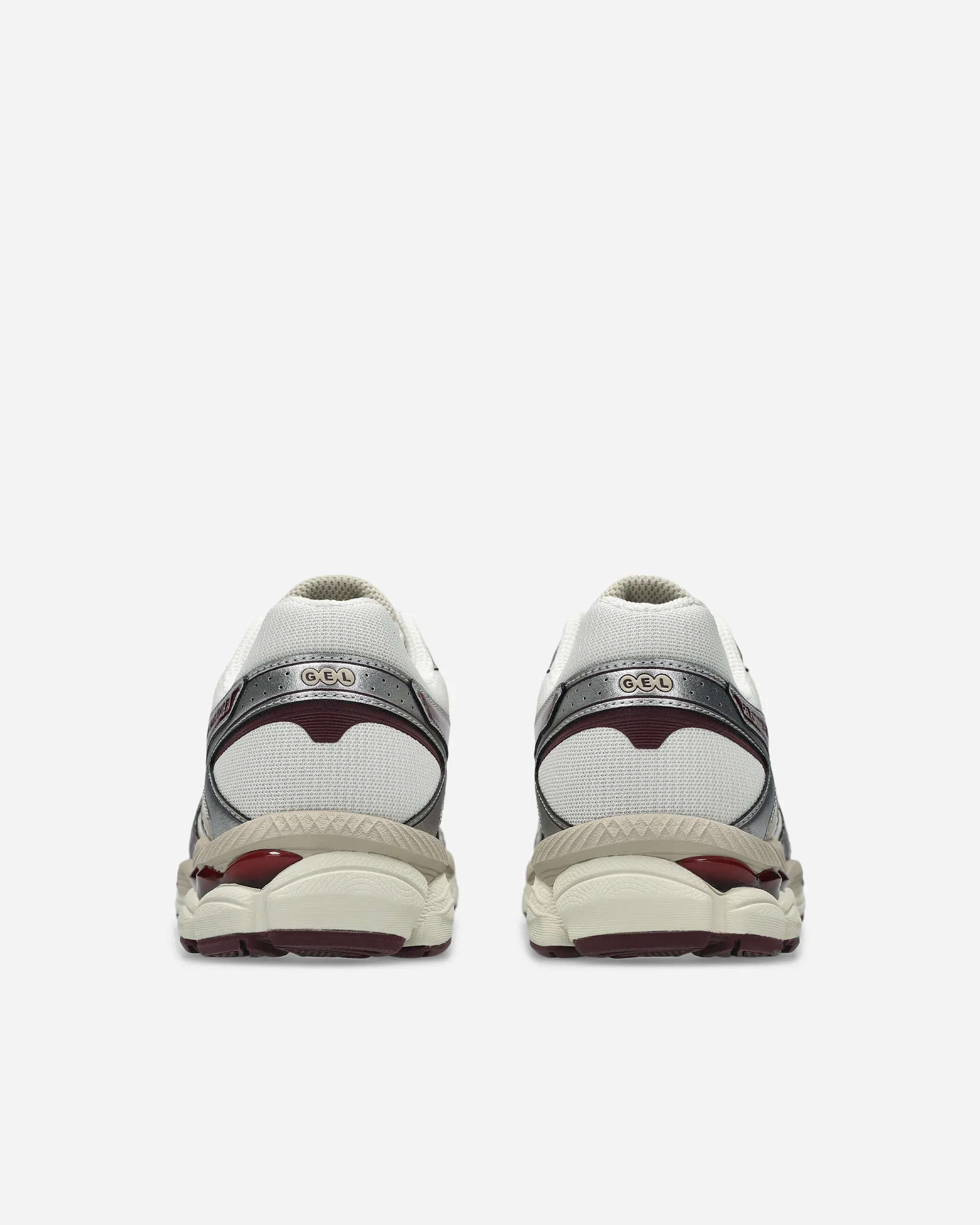 000000_ASICS-SportStyle-GEL-Cumulus-16_CREAM-BENIIMO-PURPLE_1203A733-104_img2