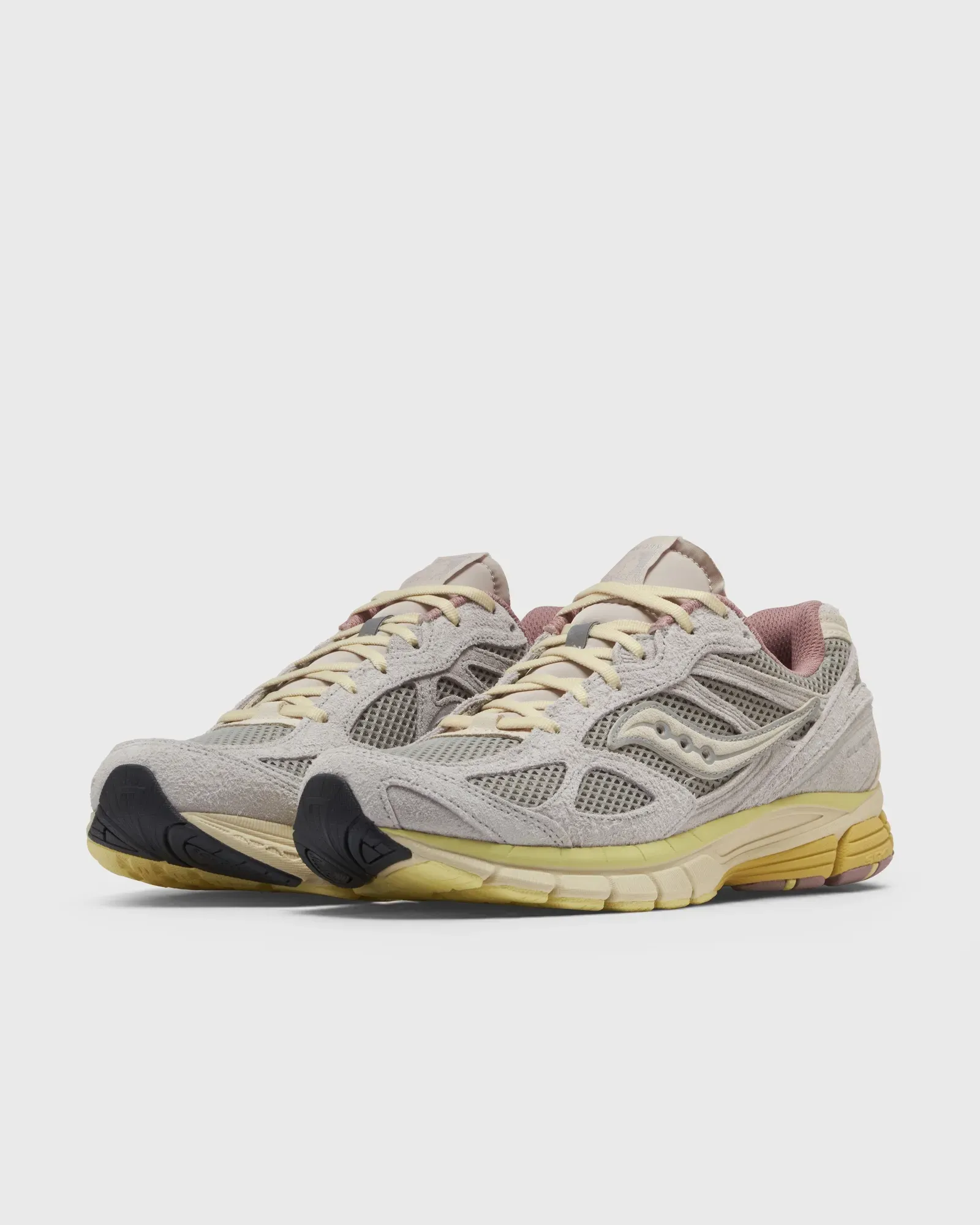 3sixteen x Saucony ProGrid Guide 7 