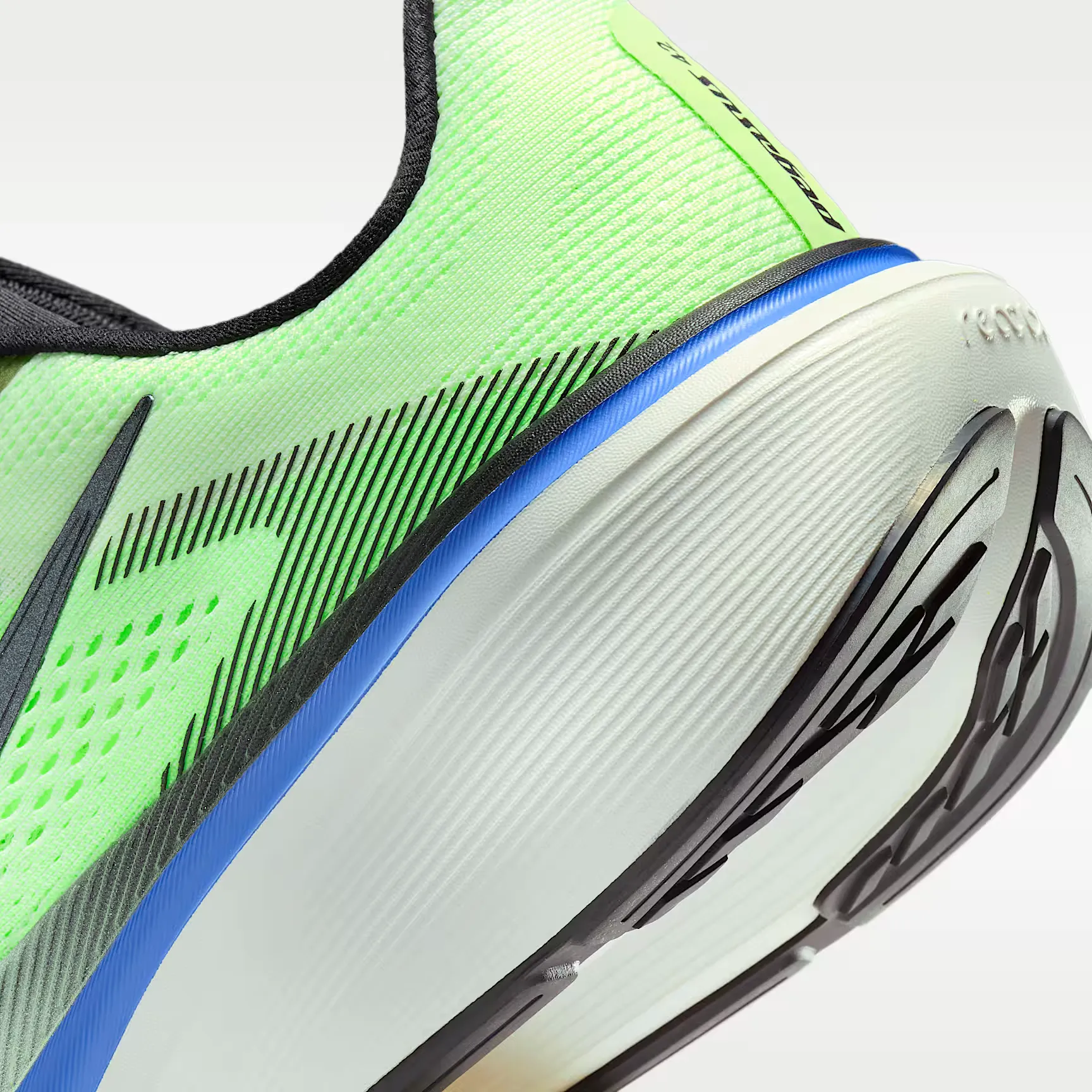 000000_Nike-Pegasus-42_VOLT-TINT-SAPPHIRE_IB1873-702_img14