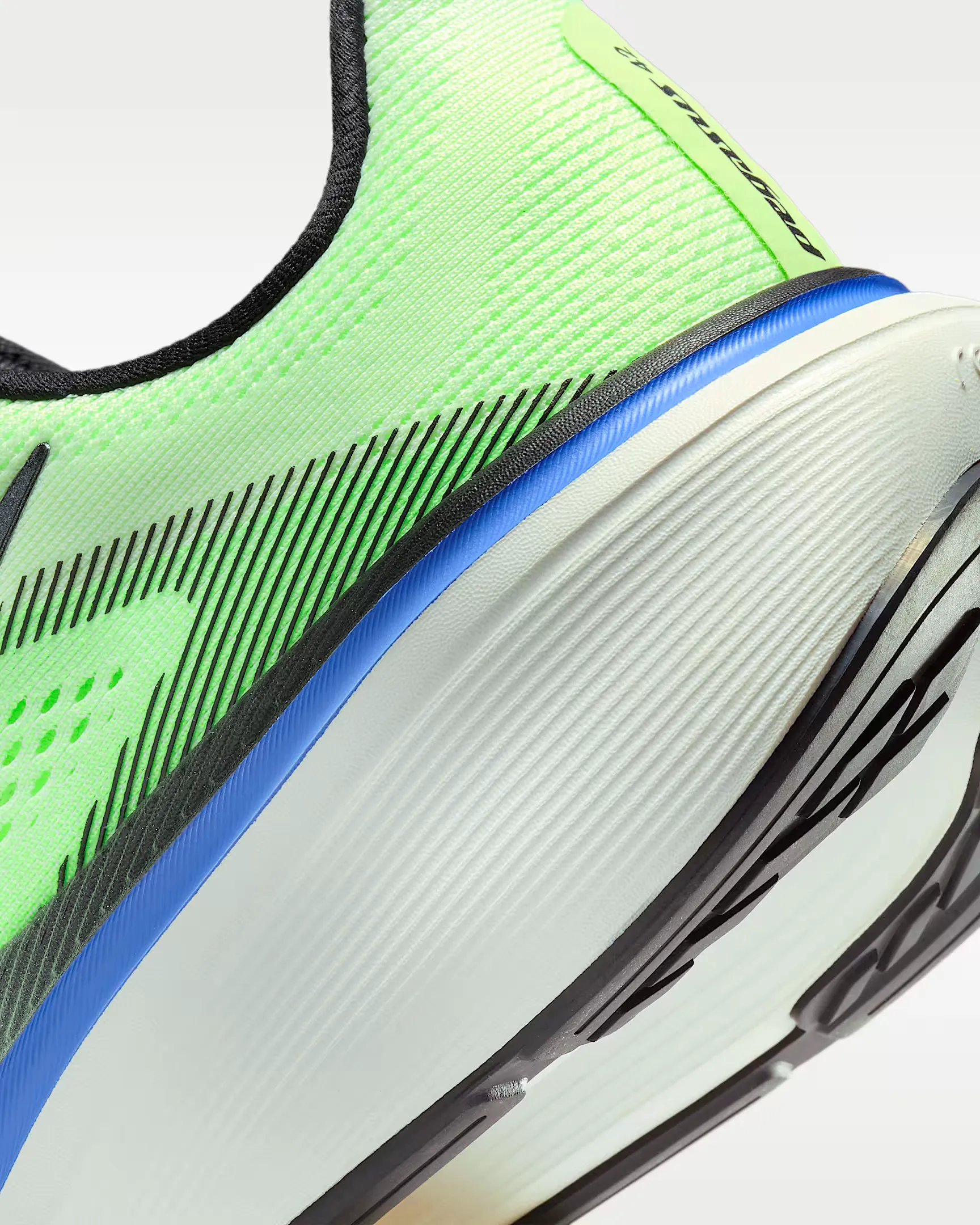 000000_Nike-Pegasus-42_VOLT-TINT-SAPPHIRE_IB1873-702_img15