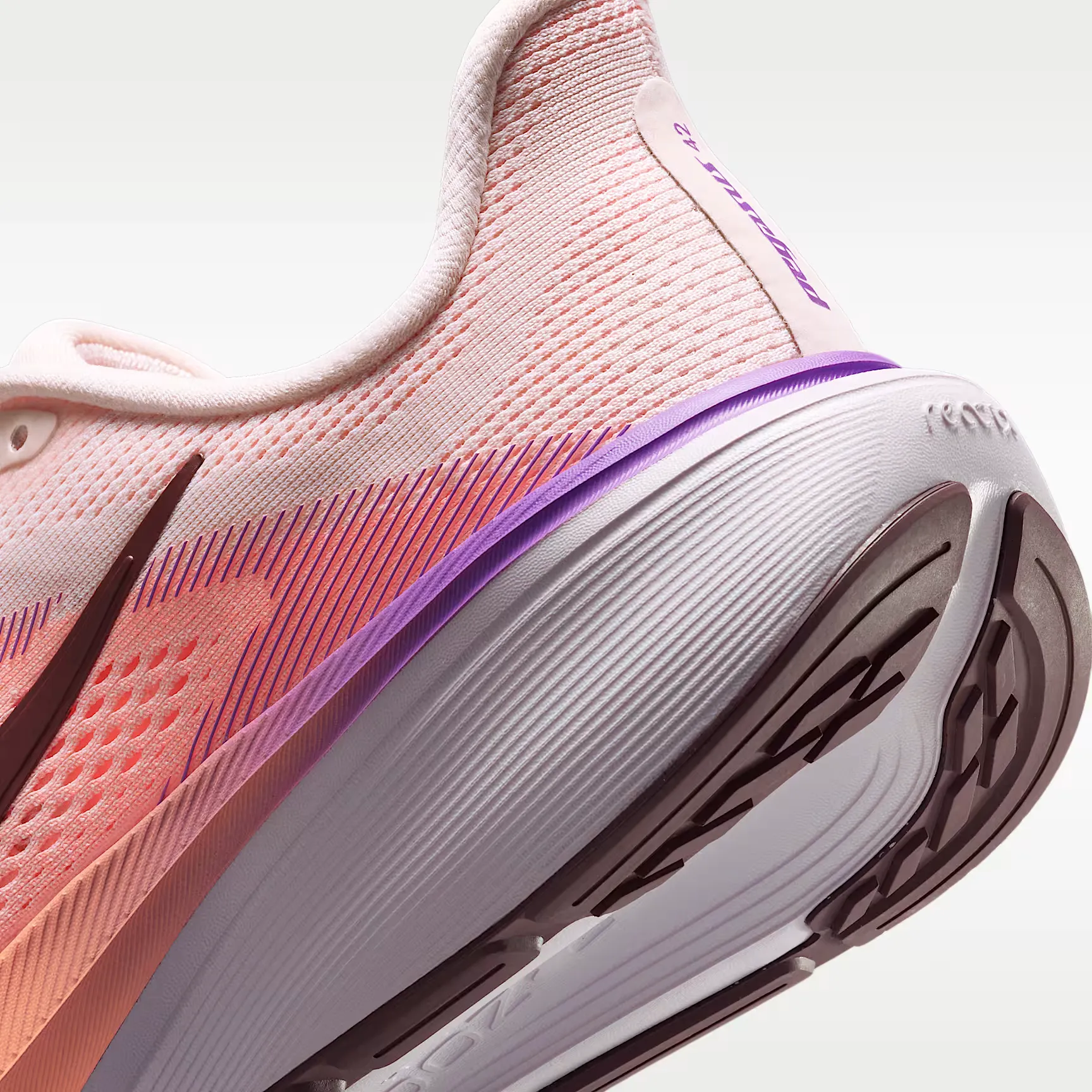 000000_Nike-Air-Zoom-Pegasus-42-WMNS_CHALK-ORANGE-PULSE-BRIGHT-VIOLET-TATTOO_IB1881-113_img14