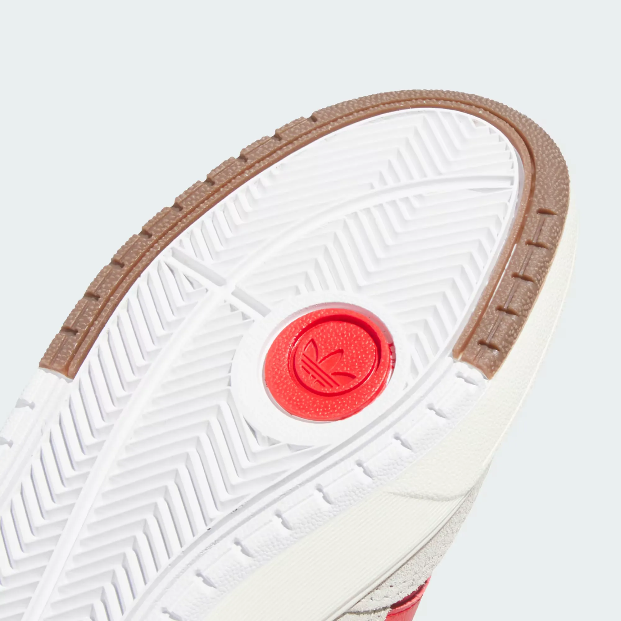 000000_adidas-Tyshawn-II_CLOUD-WHITE-BETTER-SCARLET-CHALK-WHITE_HQ4730_img9