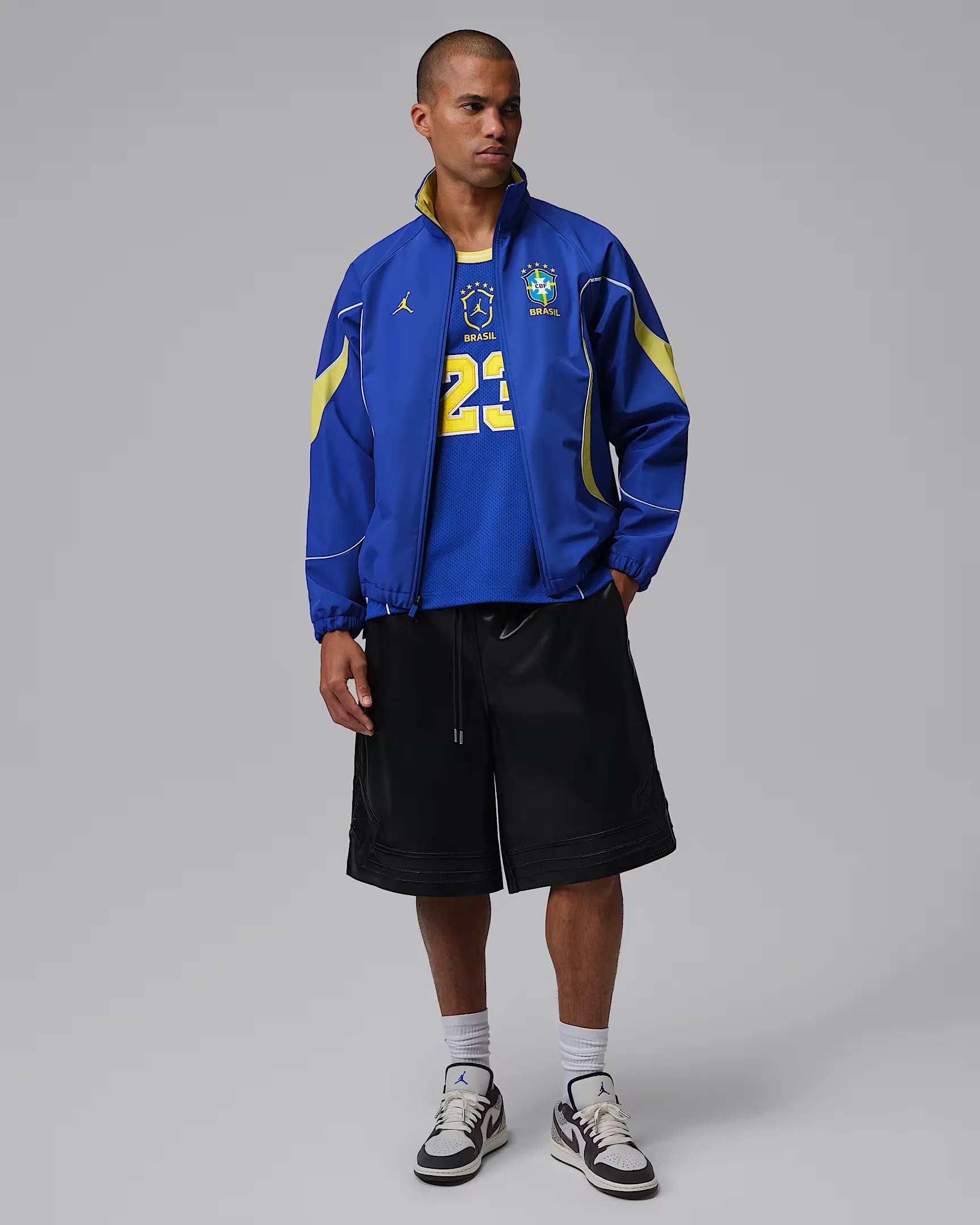 000000_Jordan-CBF-Brasil-Anthem-Track-Jacket_OLD-ROYAL-YELLOW-PULSE_IF3896-417_img15