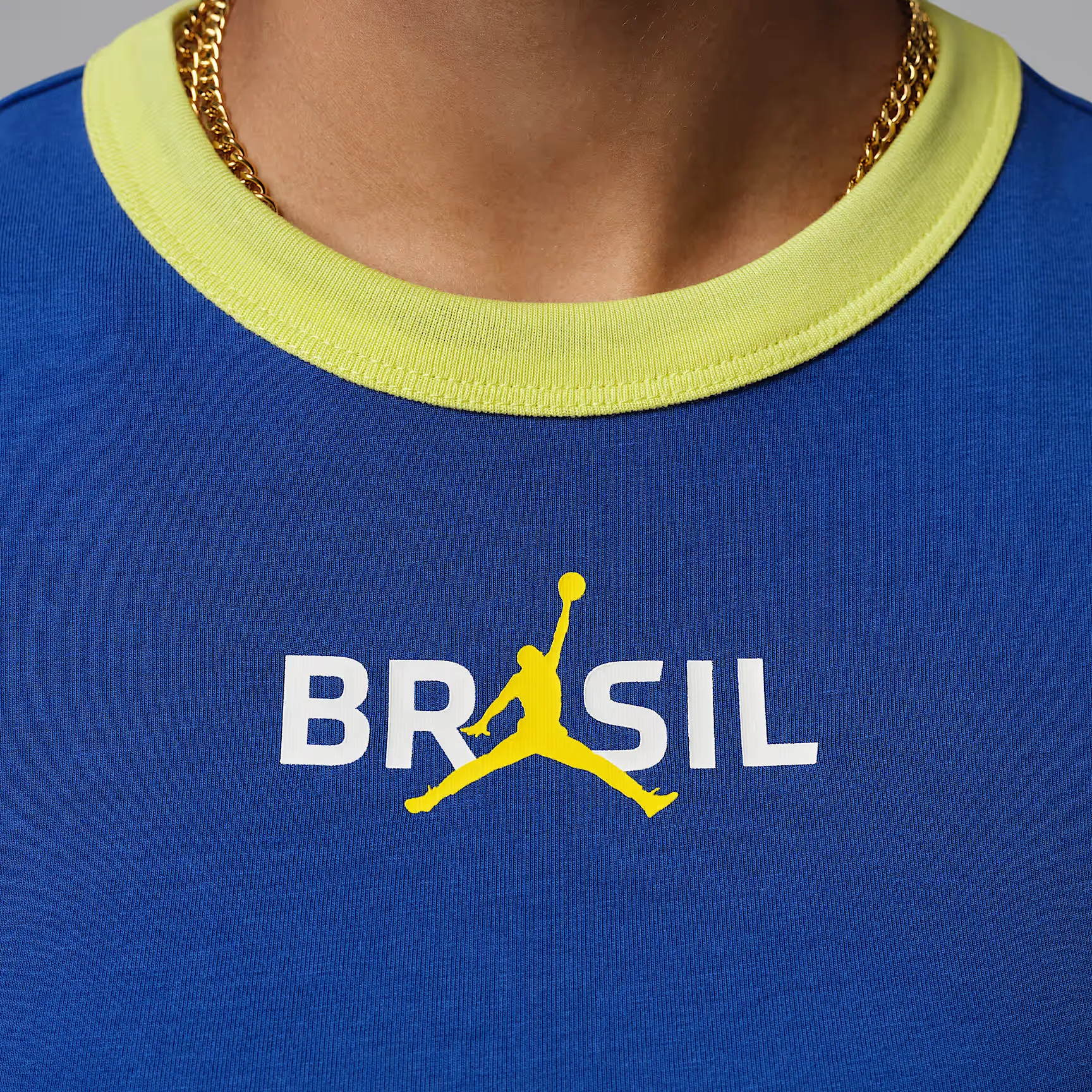 000000_Jordan-Brazil-SS-Crew-Neck-T-Shirt-WMNS_OLD-ROYAL-YELLOW-PULSE_IF3926-417_img3