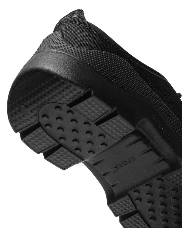 000000_Crocs-Gallery-Shoe-Tech_BLACK_212837-001_img6