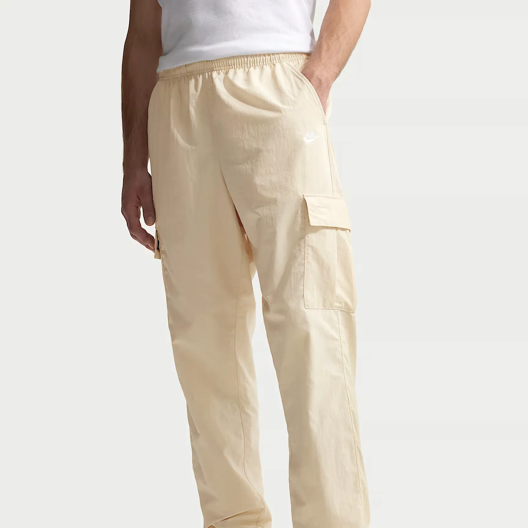 000000_Nike-Club-Woven-Cargo-Pant_LIGHT-KHAKI-WHITE_HJ1990-229_img1