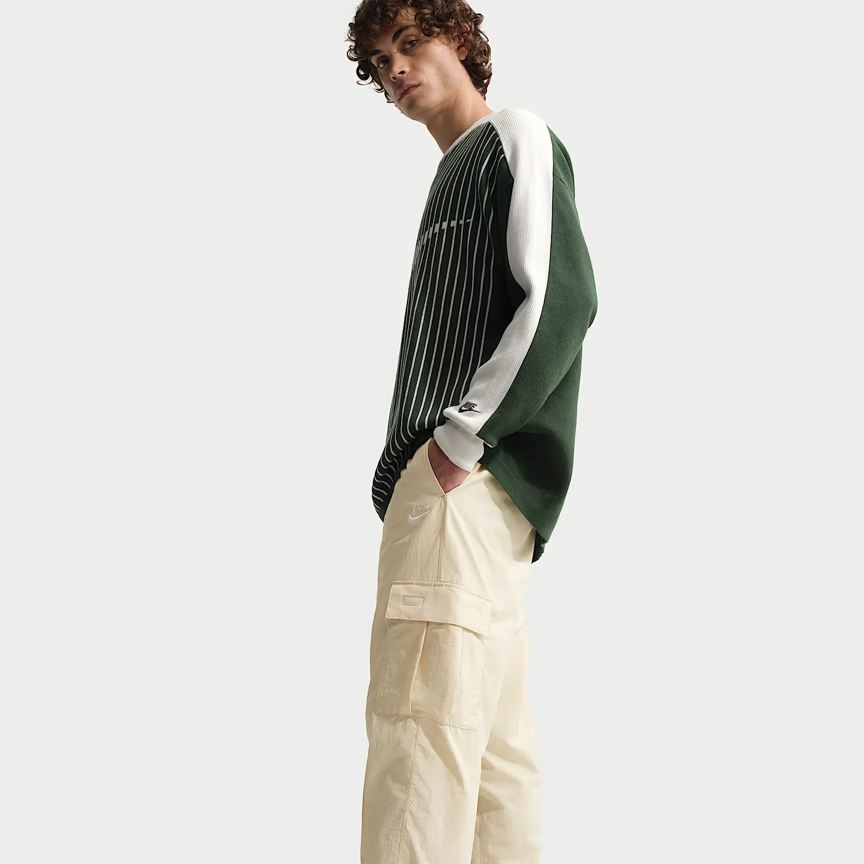 000000_Nike-Club-Woven-Cargo-Pant_LIGHT-KHAKI-WHITE_HJ1990-229_img3