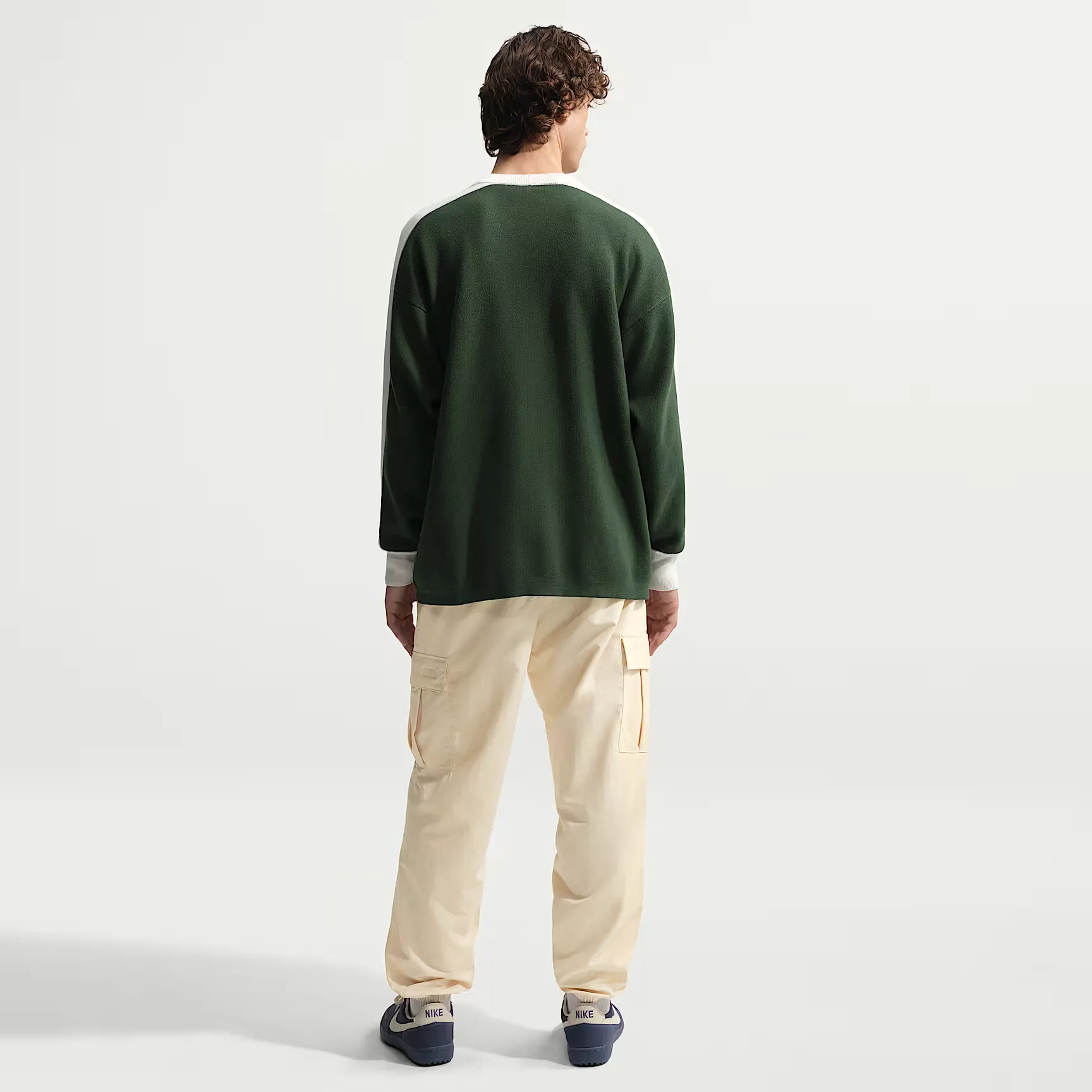 000000_Nike-Club-Woven-Cargo-Pant_LIGHT-KHAKI-WHITE_HJ1990-229_img4