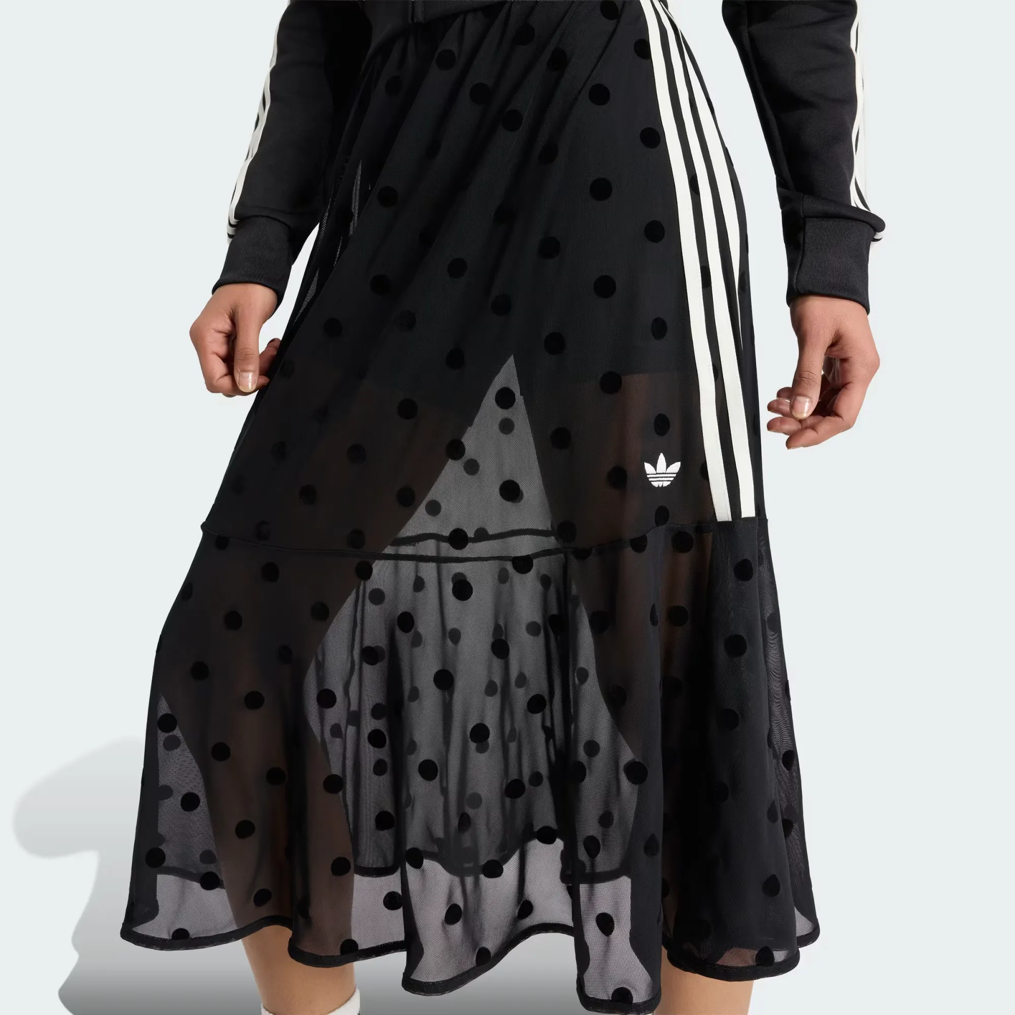 000000_adidas-Sheer-Polka-Dots-Skirt-WMNS_BLACK_KV1177_img4