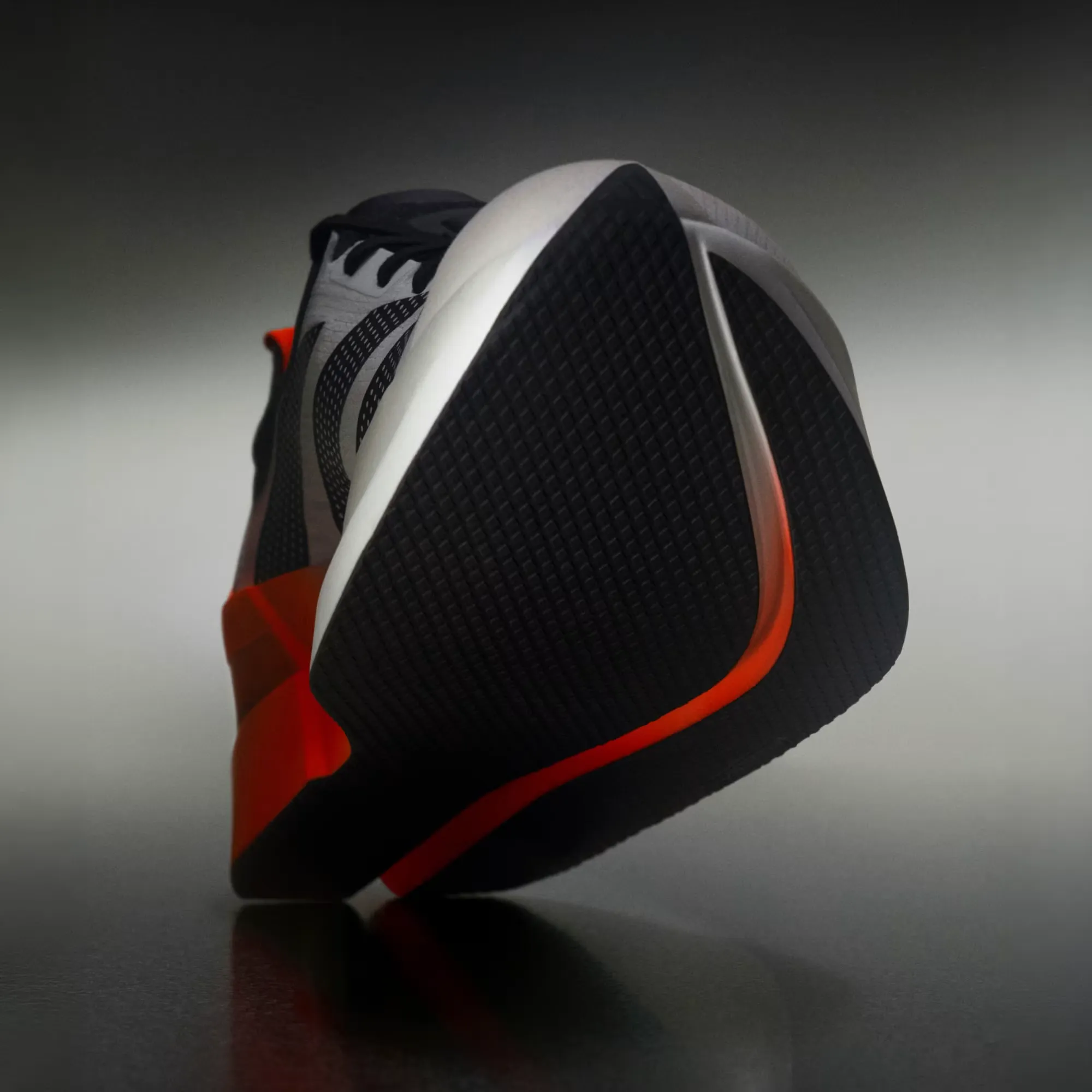 000000_adidas-Adizero-Dropset-Elite_CLOUD-WHITE-SOLAR-RED_LA6218_img10