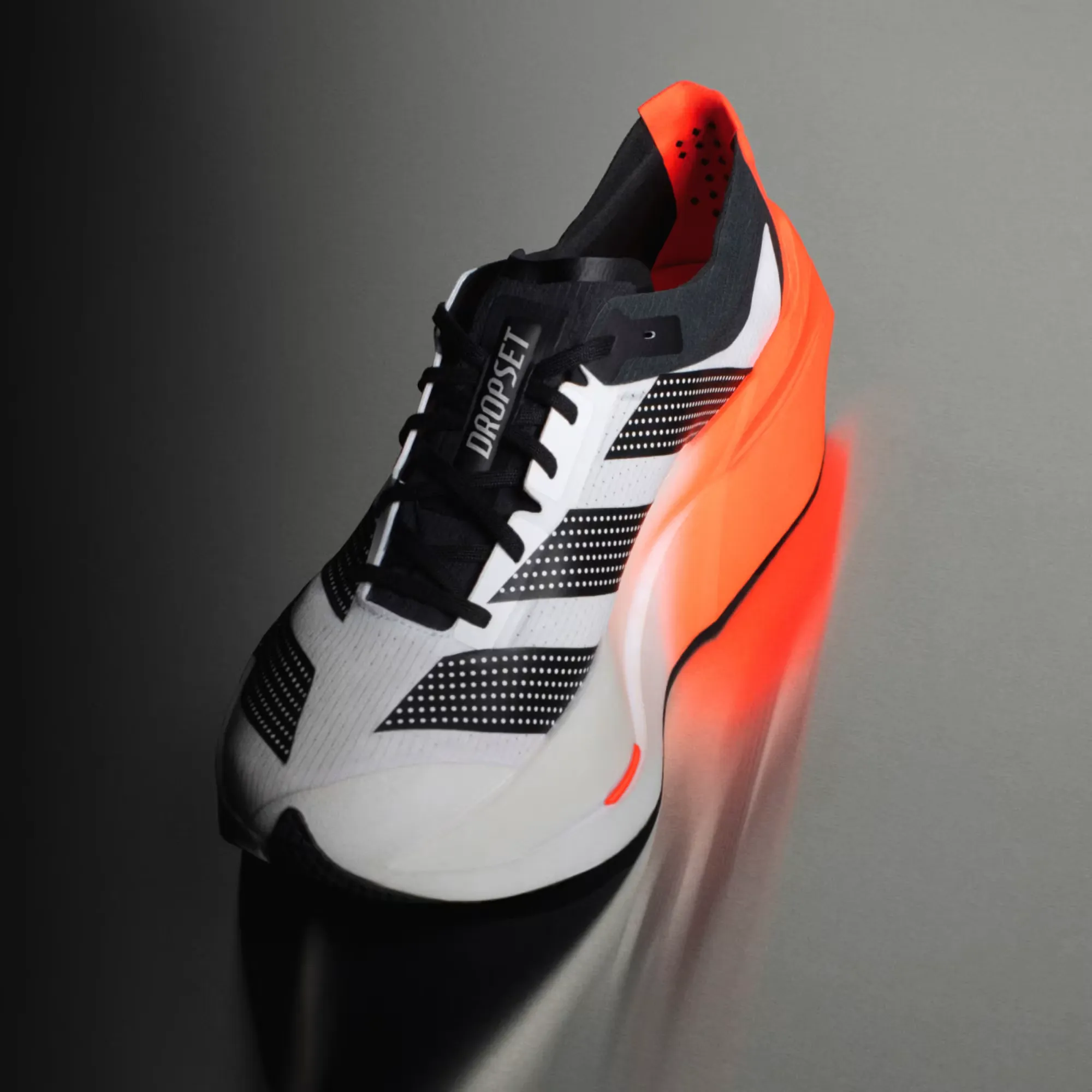 000000_adidas-Adizero-Dropset-Elite_CLOUD-WHITE-SOLAR-RED_LA6218_img9