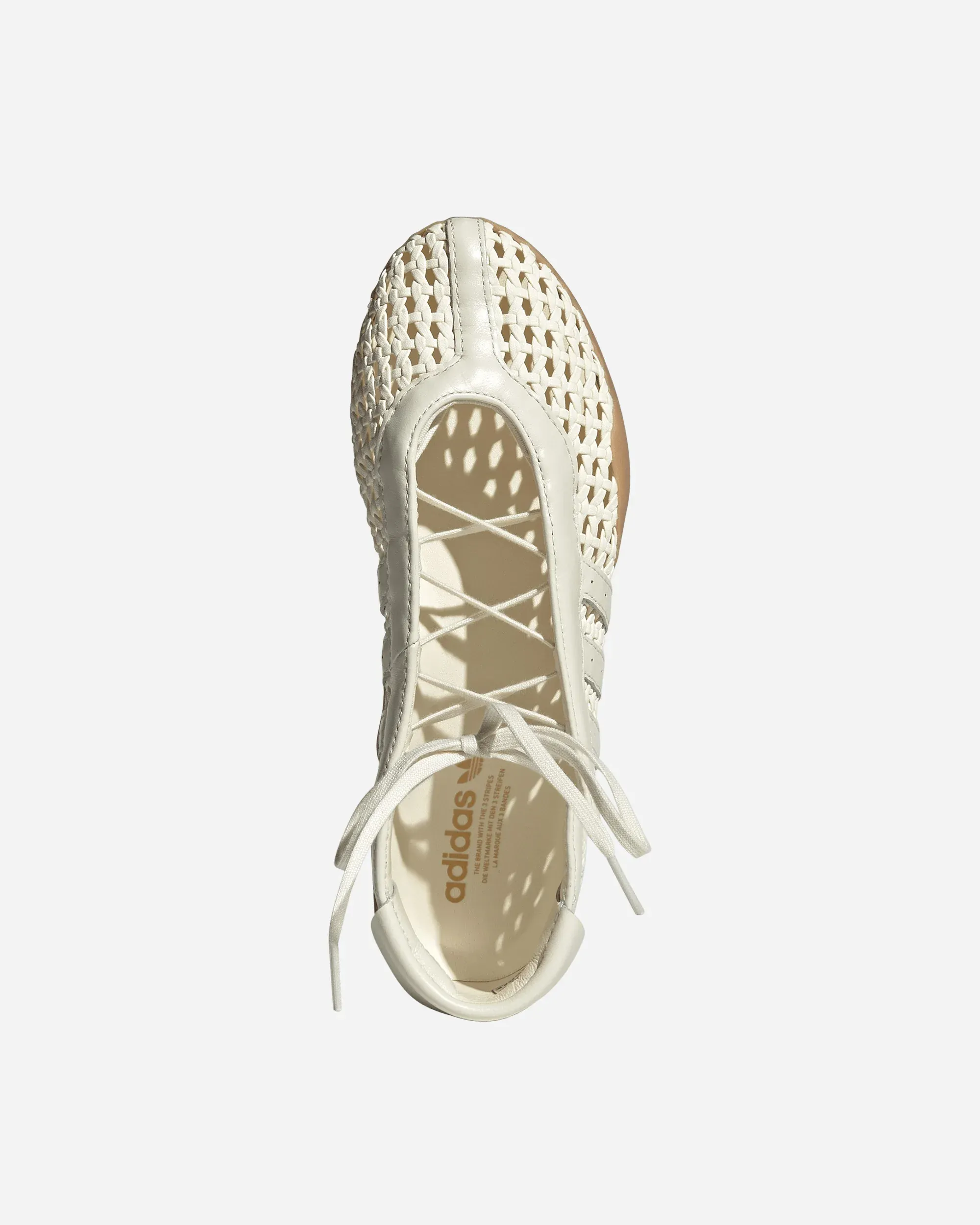 000000_adidas-Originals-Taekwondo-Mei-Ballet-WMNS_CREWHT-CREWHT-GUM4_KI3582_img2