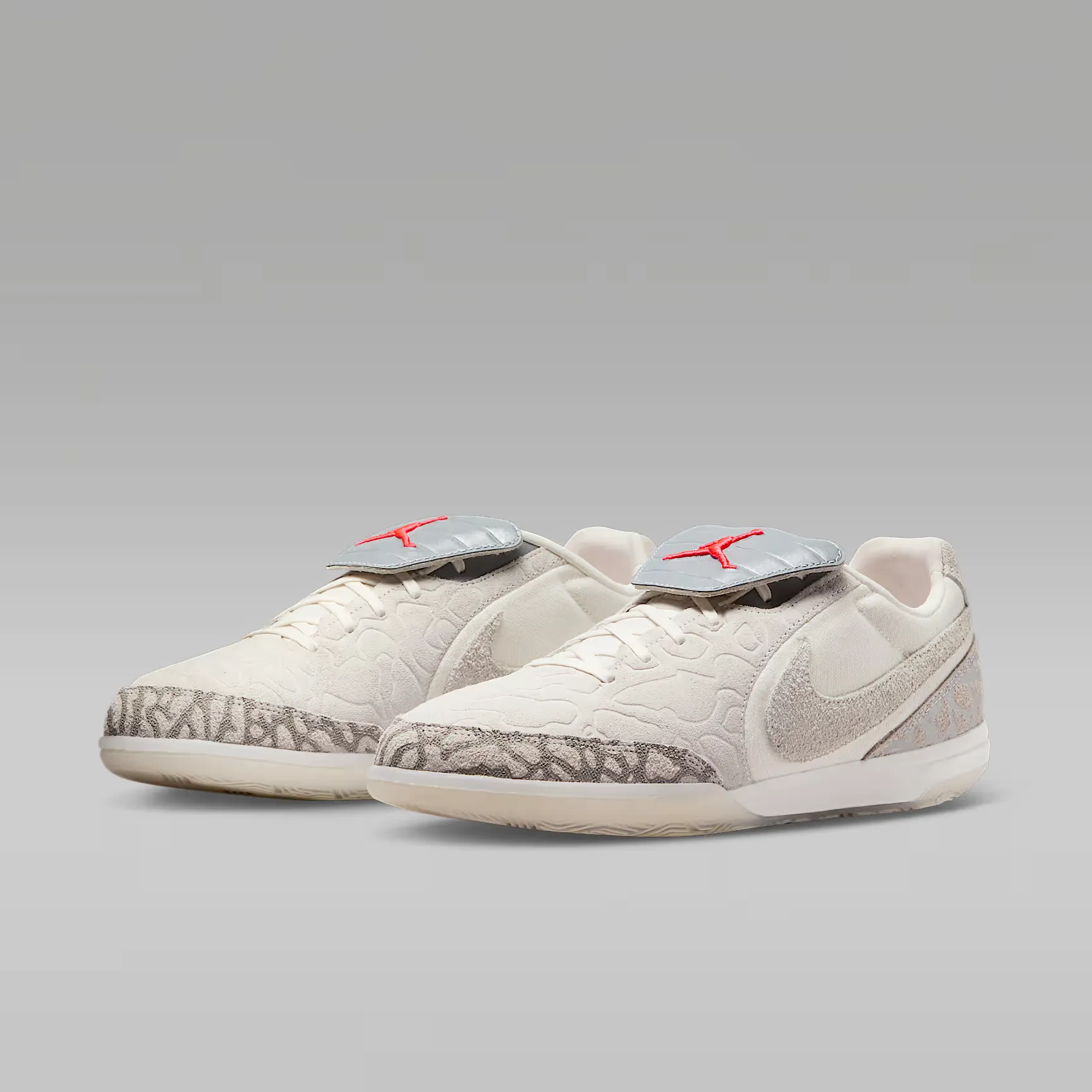 000000_Jordan-Tiempo-Streetgato-SE_PHANTOM_II7579-016_img4